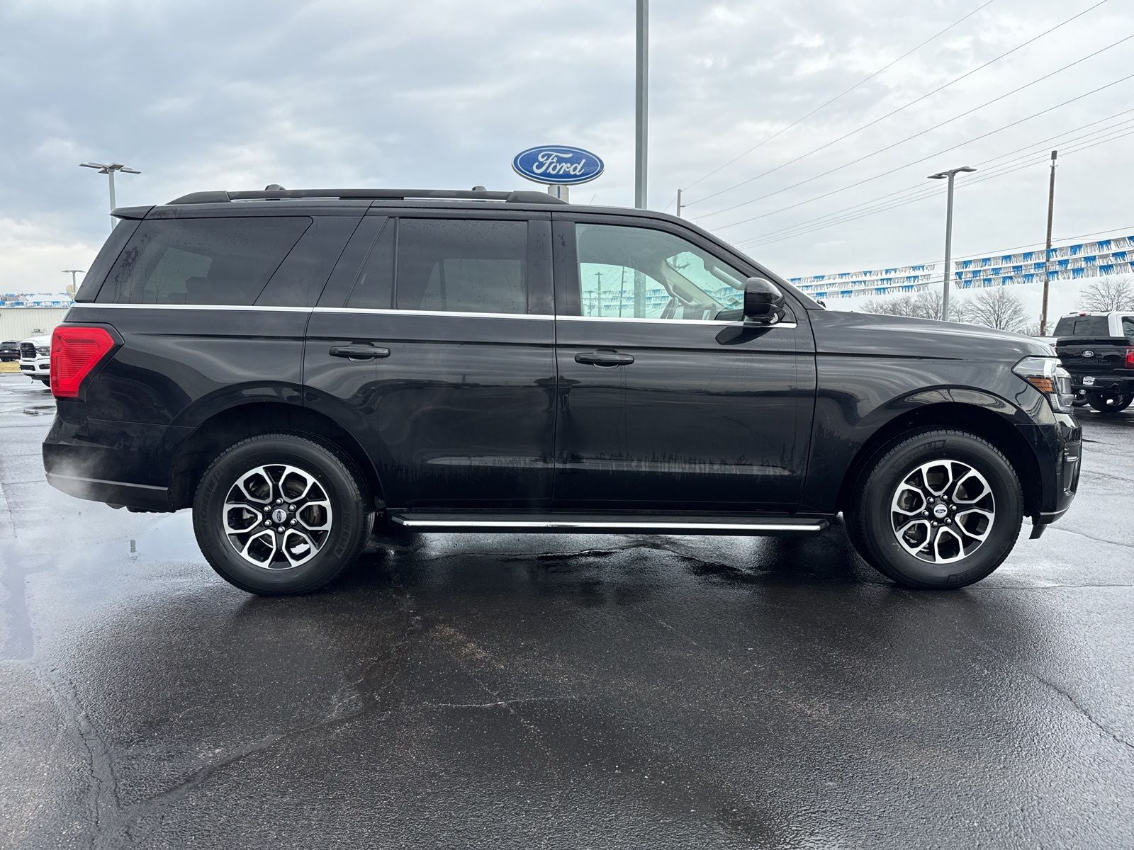 2023 Ford Expedition XLT