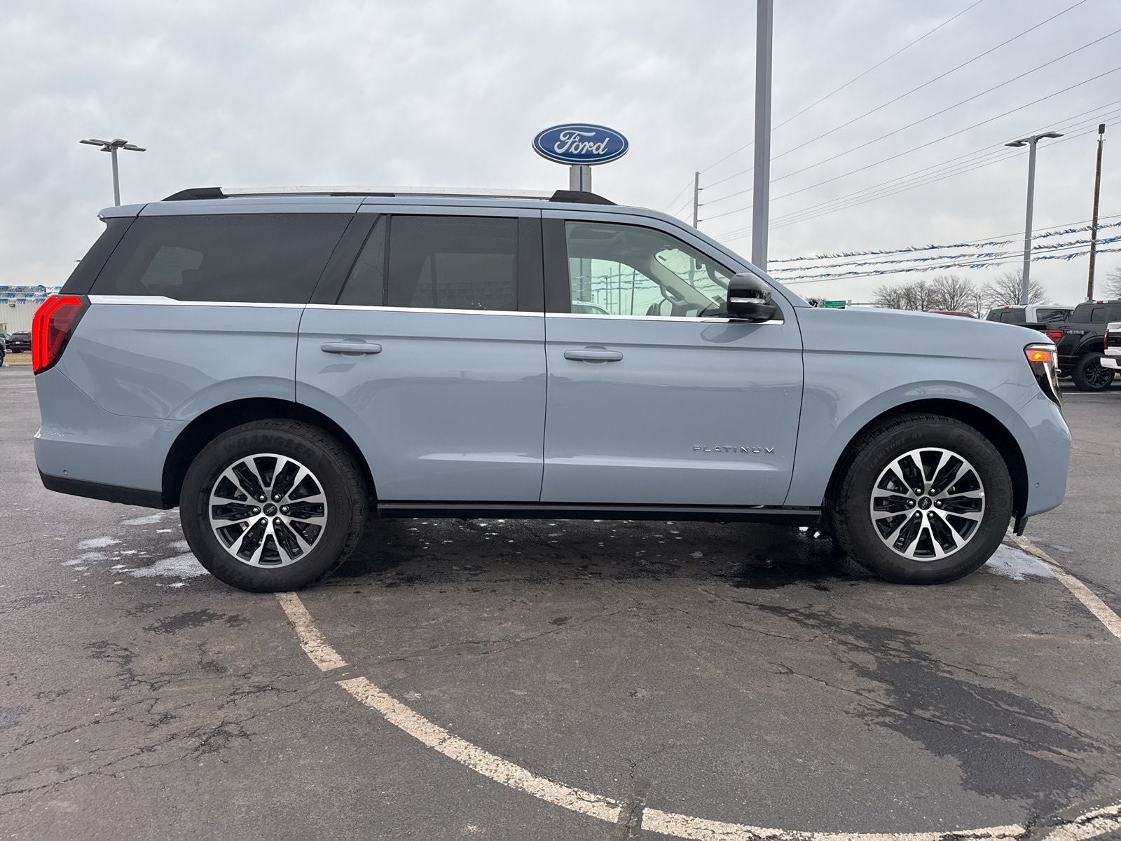 2025 Ford Expedition Platinum