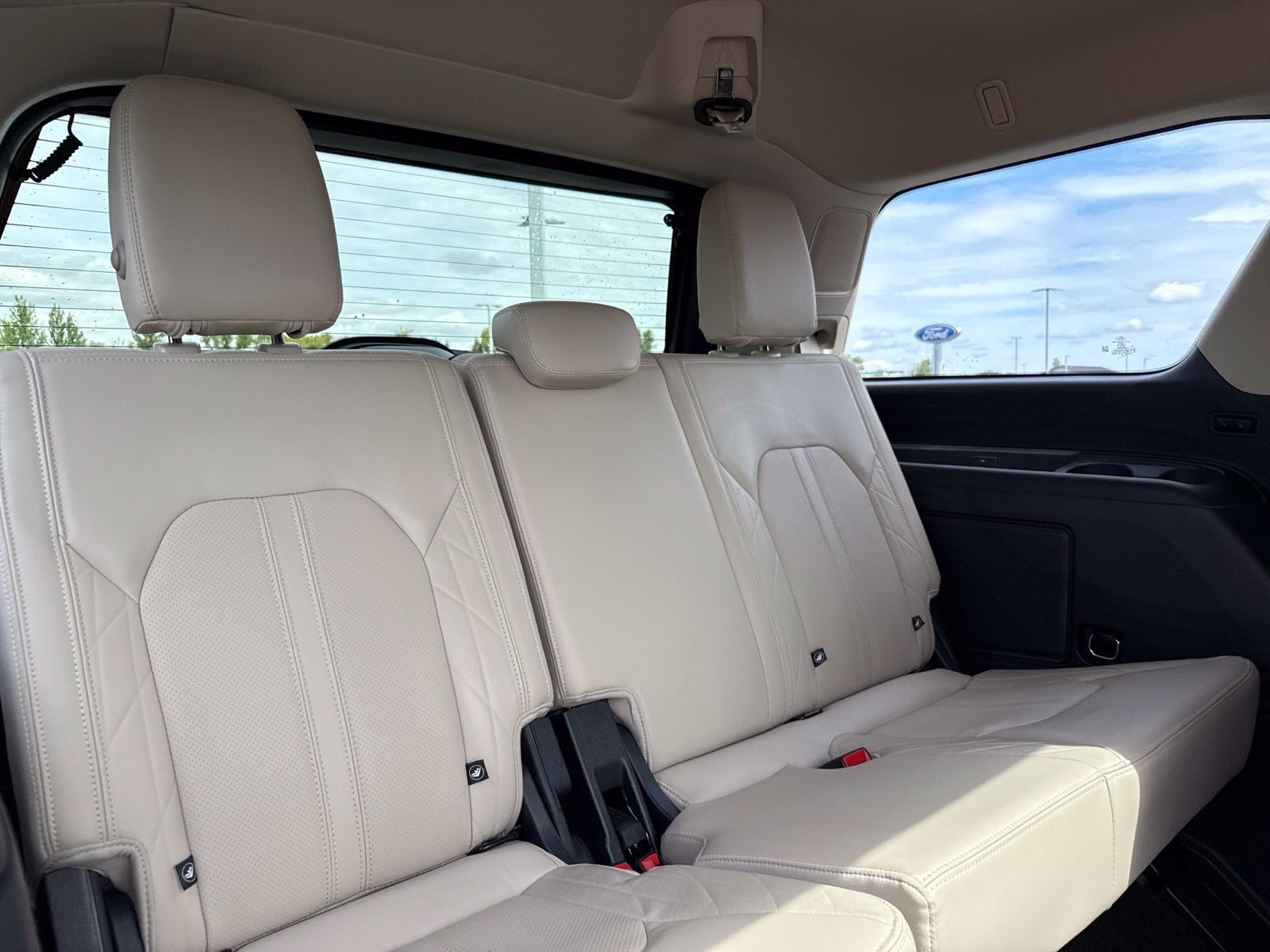 2023 Ford Expedition Platinum