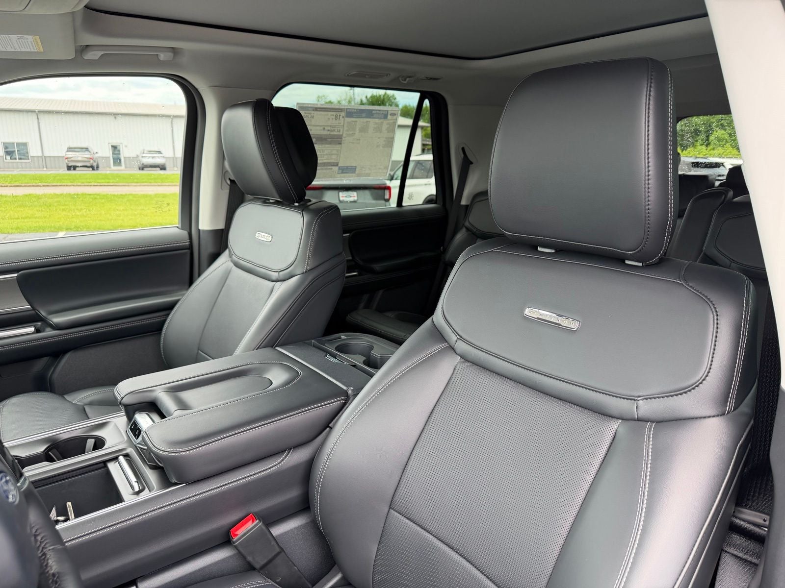 2026 Ford Expedition Platinum