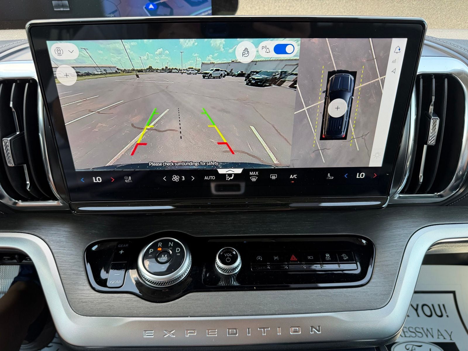 2025 Ford Expedition Platinum