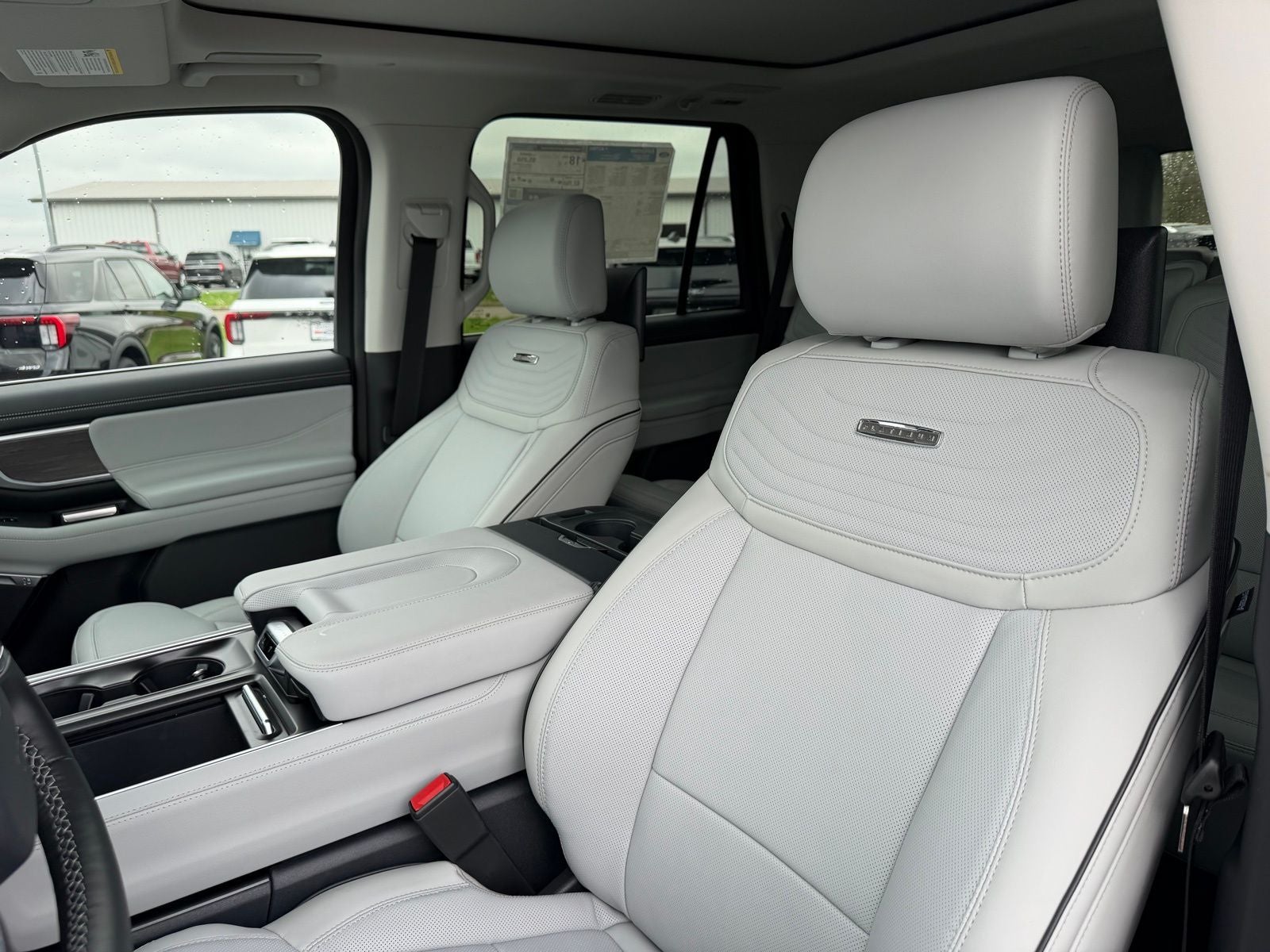 2026 Ford Expedition Platinum