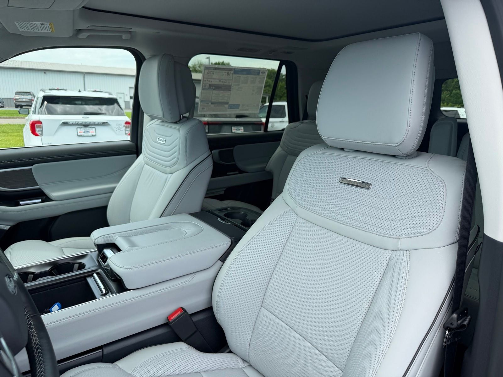 2026 Ford Expedition Platinum