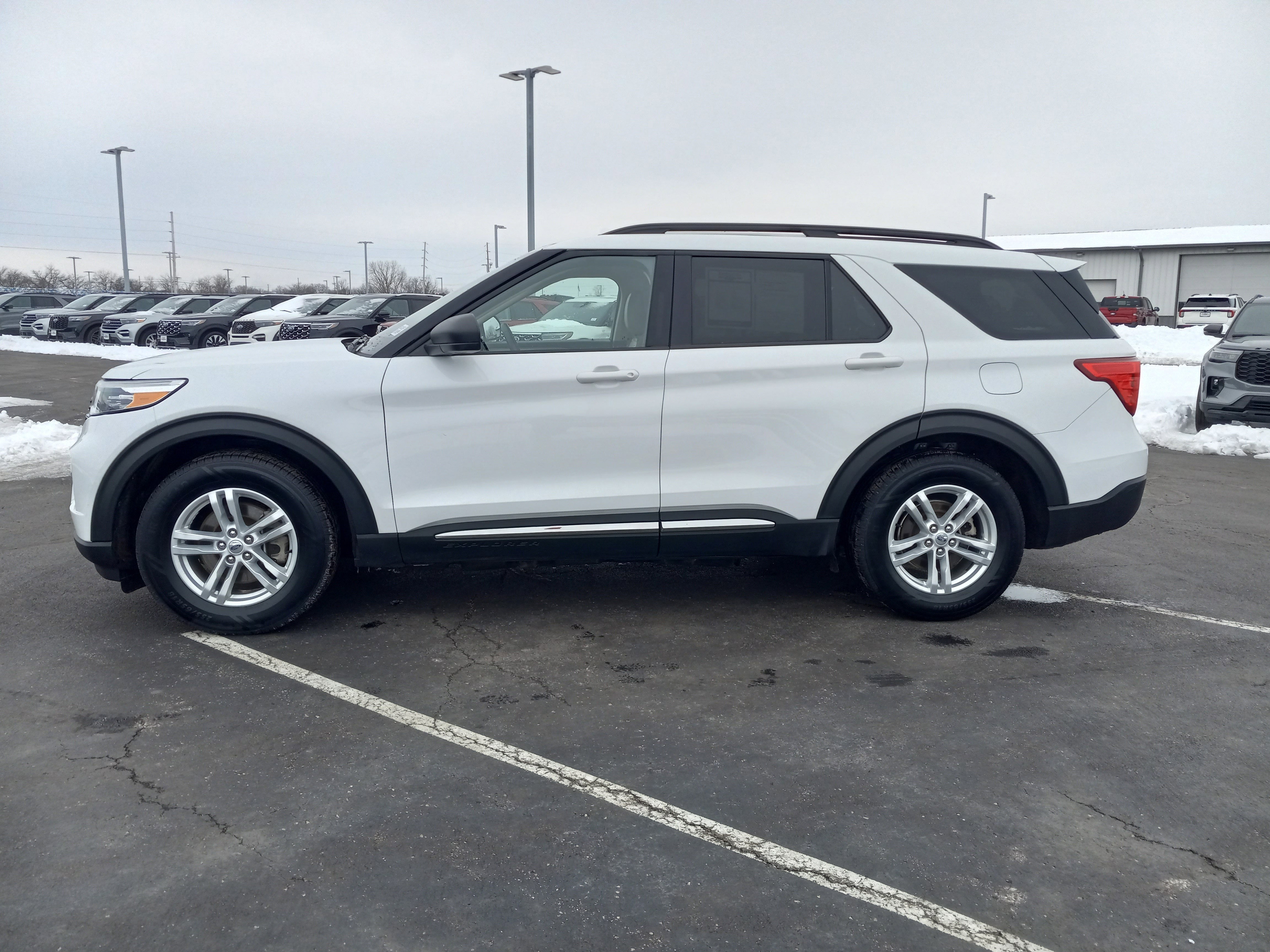 2024 Ford Explorer XLT