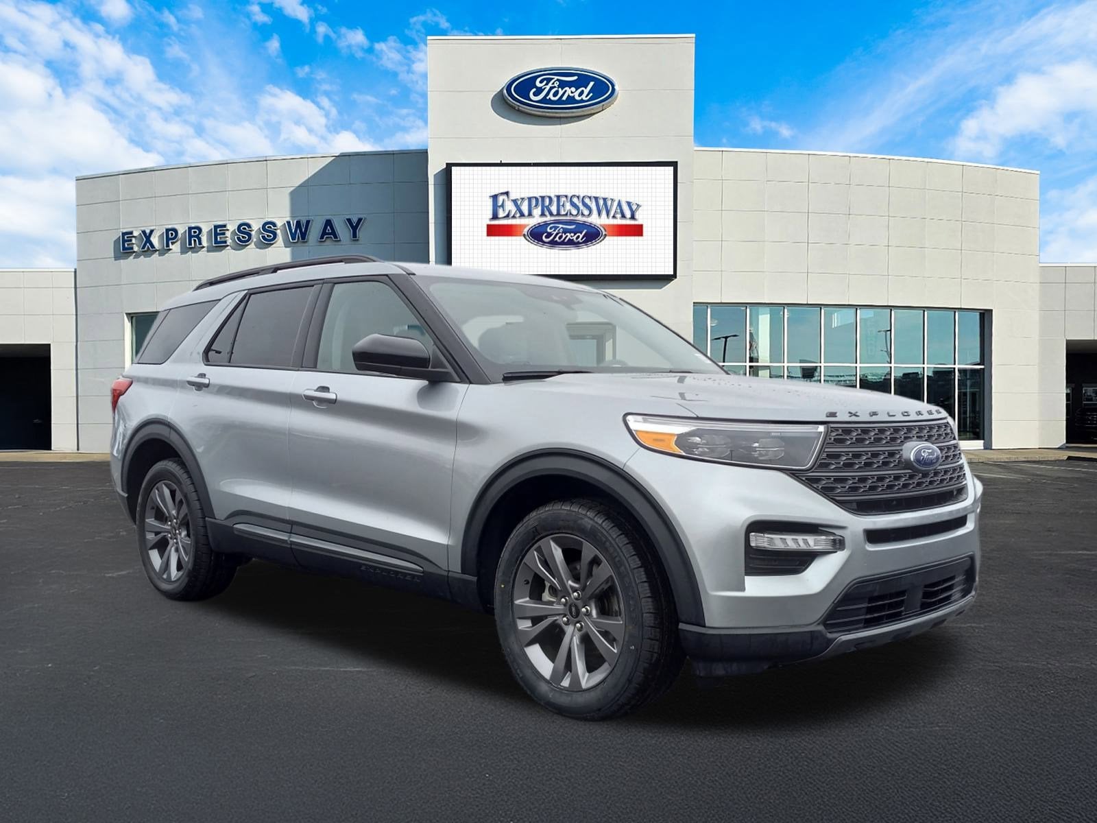 2022 Ford Explorer XLT