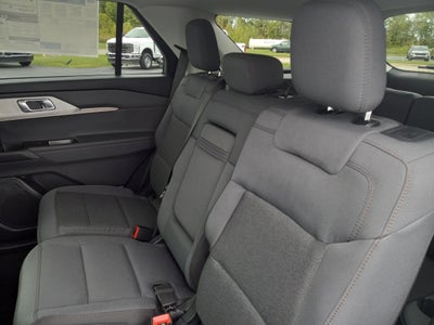 2026 Ford Explorer Active w/200A Pkg RWD