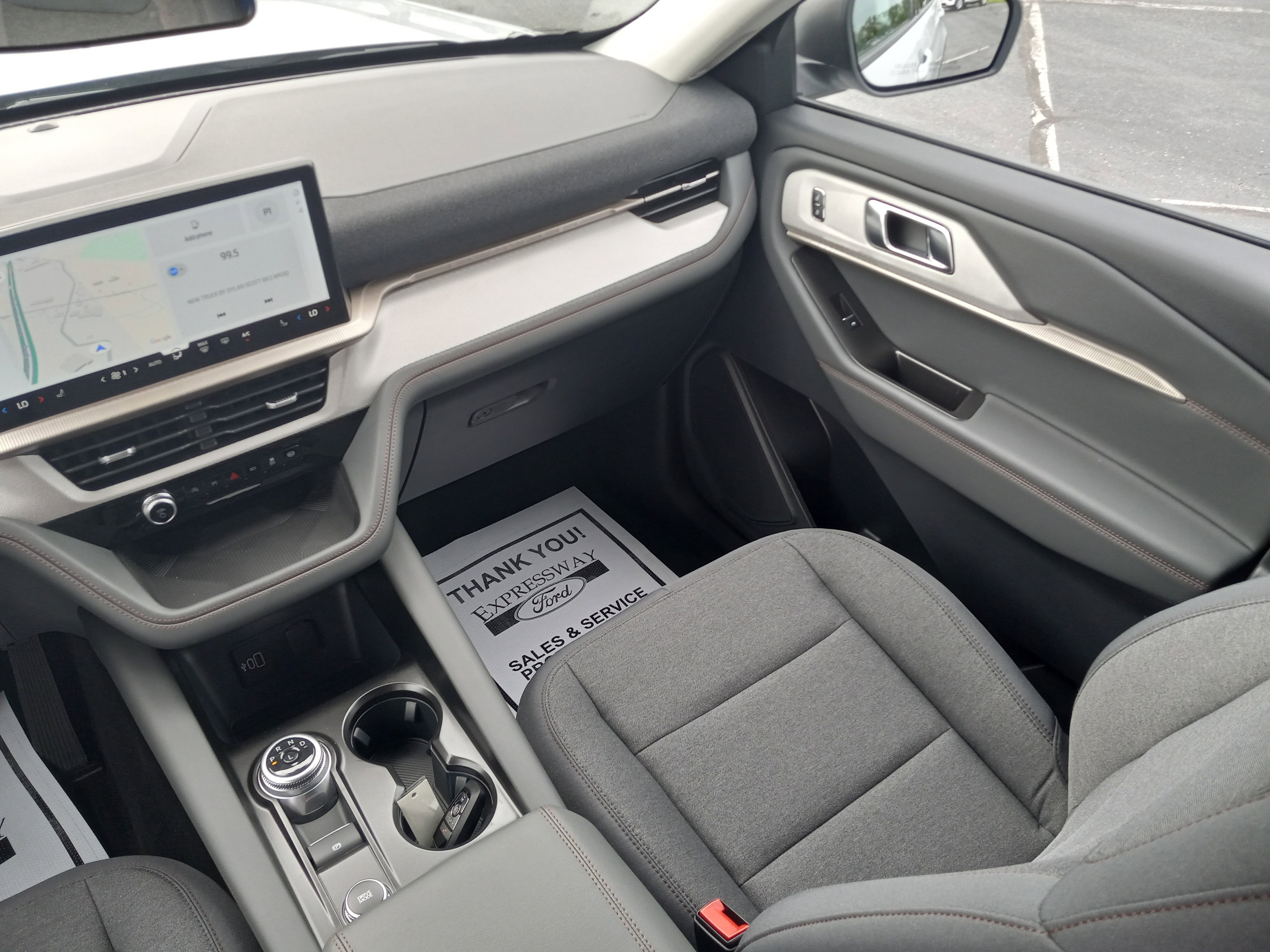 2026 Ford Explorer Active w/200A Pkg RWD