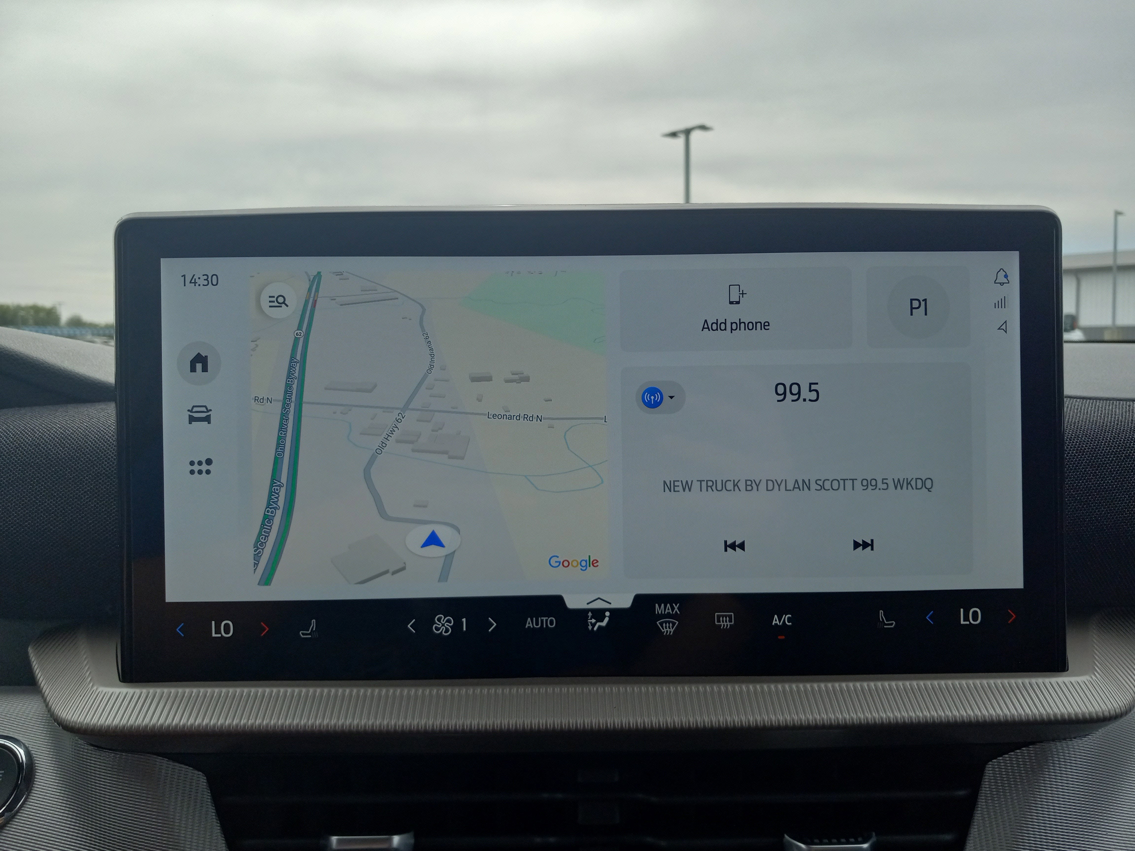 2026 Ford Explorer Active w/200A Pkg RWD