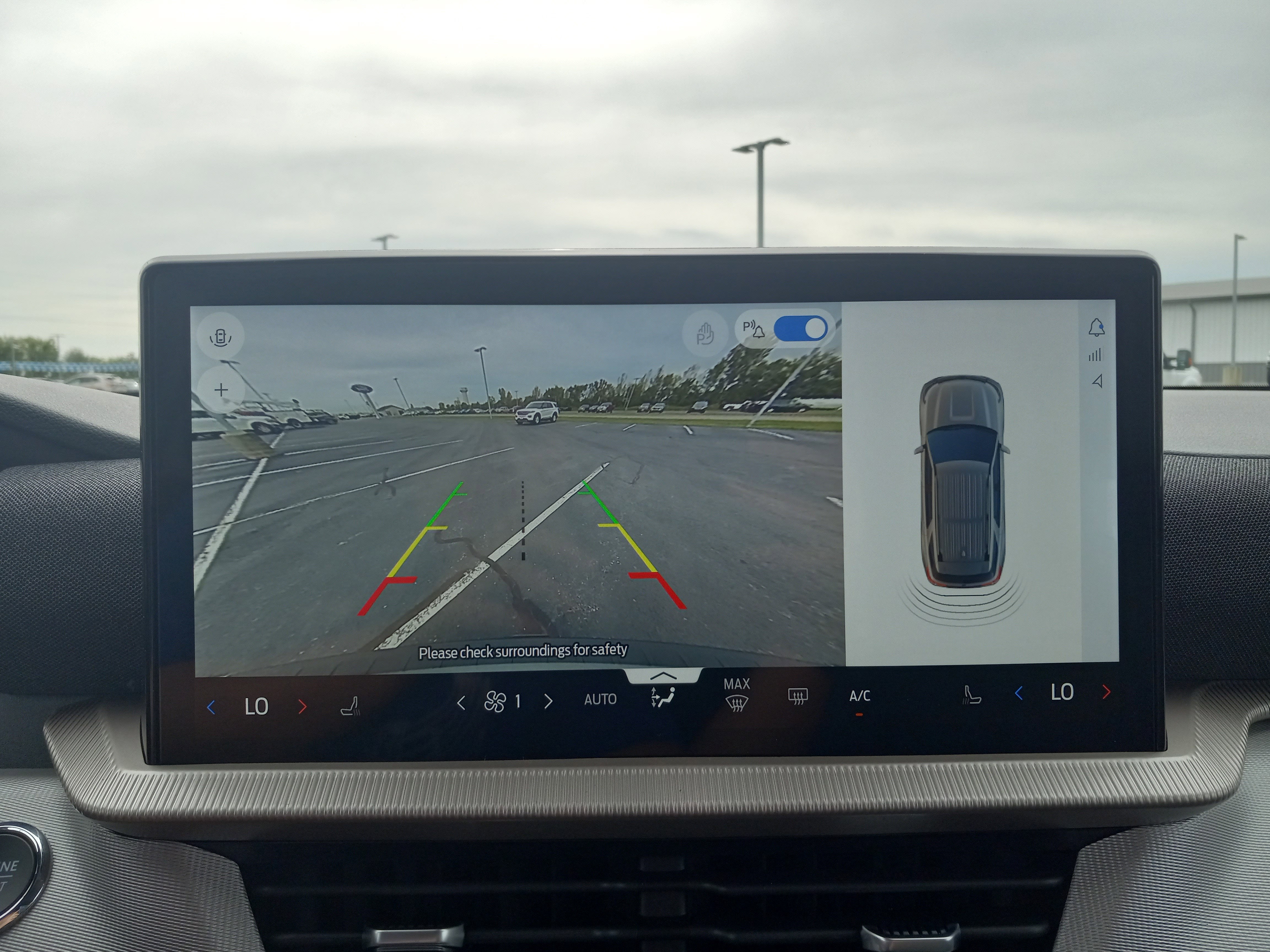 2026 Ford Explorer Active w/200A Pkg RWD