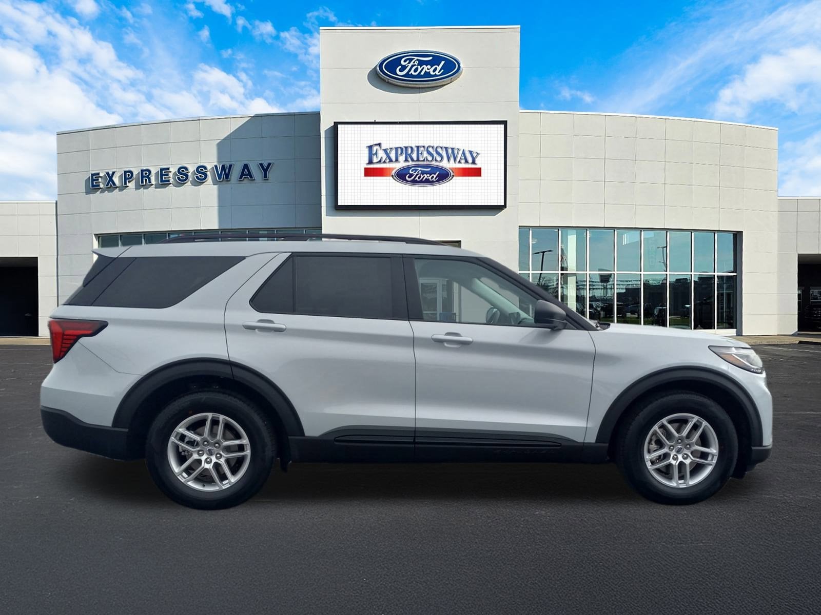 2026 Ford Explorer Active w/200A Pkg RWD
