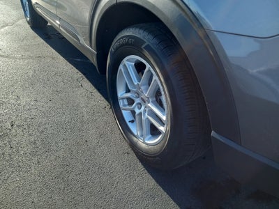 2026 Ford Explorer Active w/200A Pkg RWD