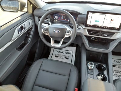 2026 Ford Explorer Active w/200A Pkg RWD