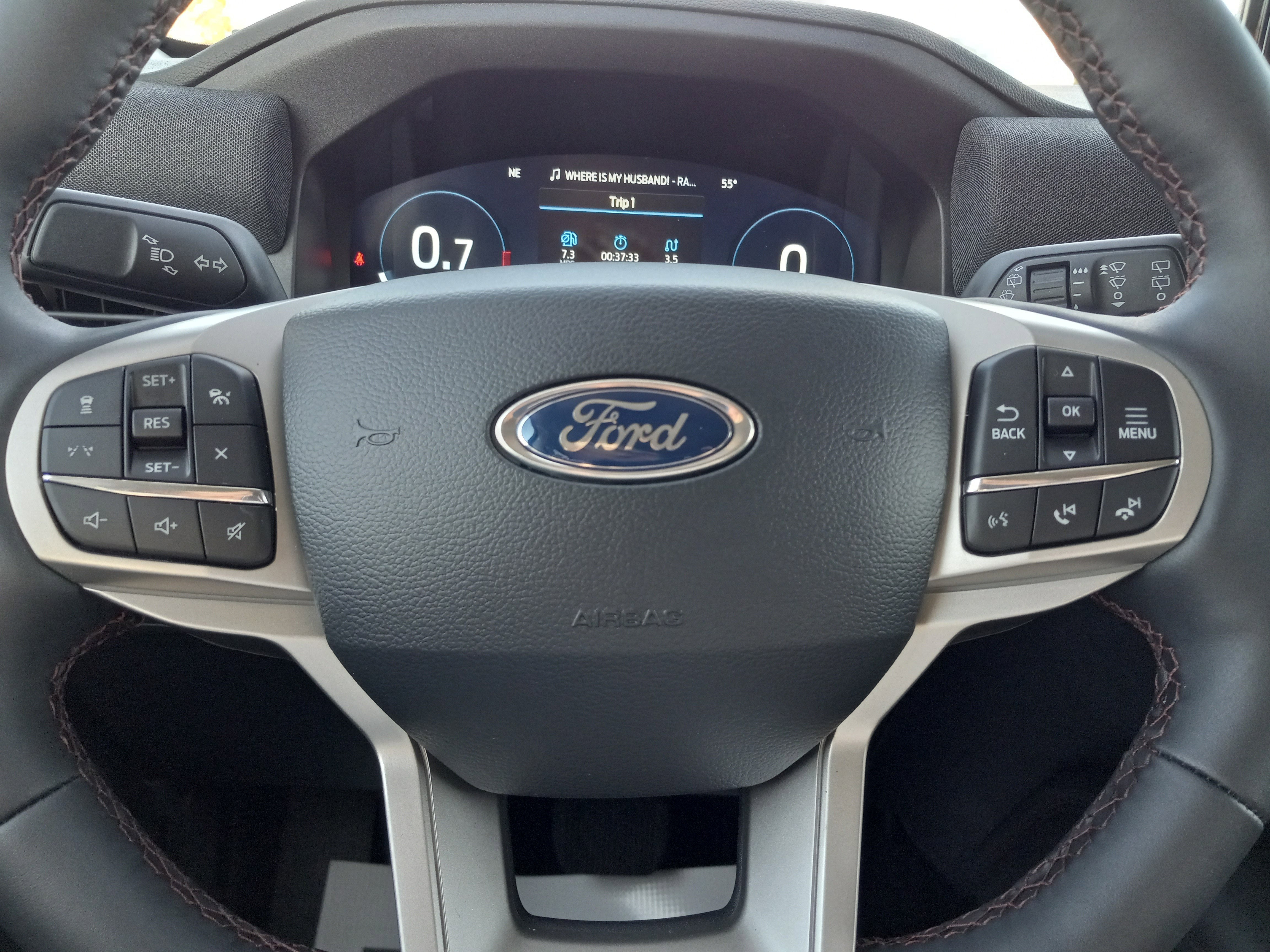 2026 Ford Explorer Active w/200A Pkg RWD