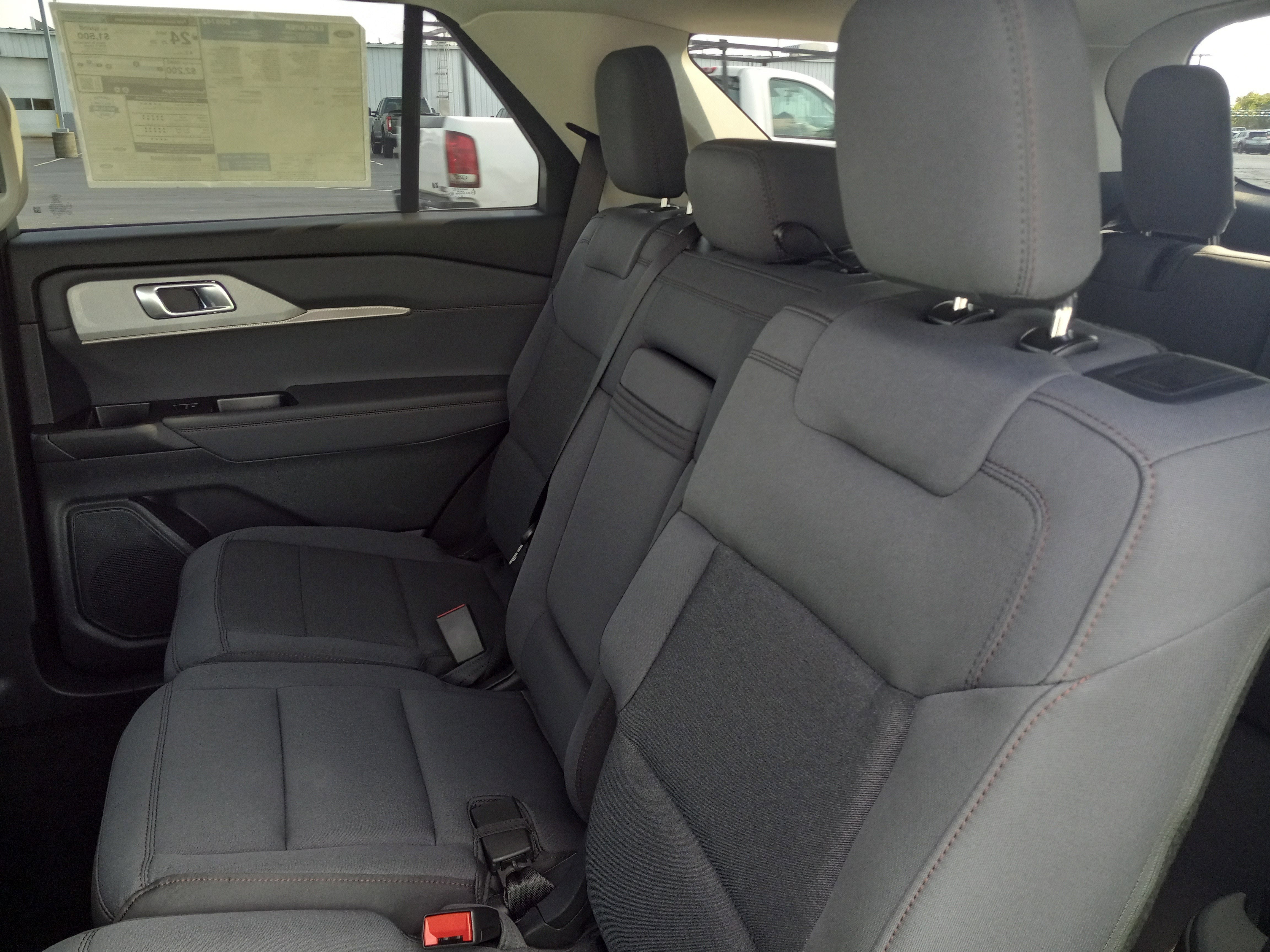 2025 Ford Explorer Active RWD