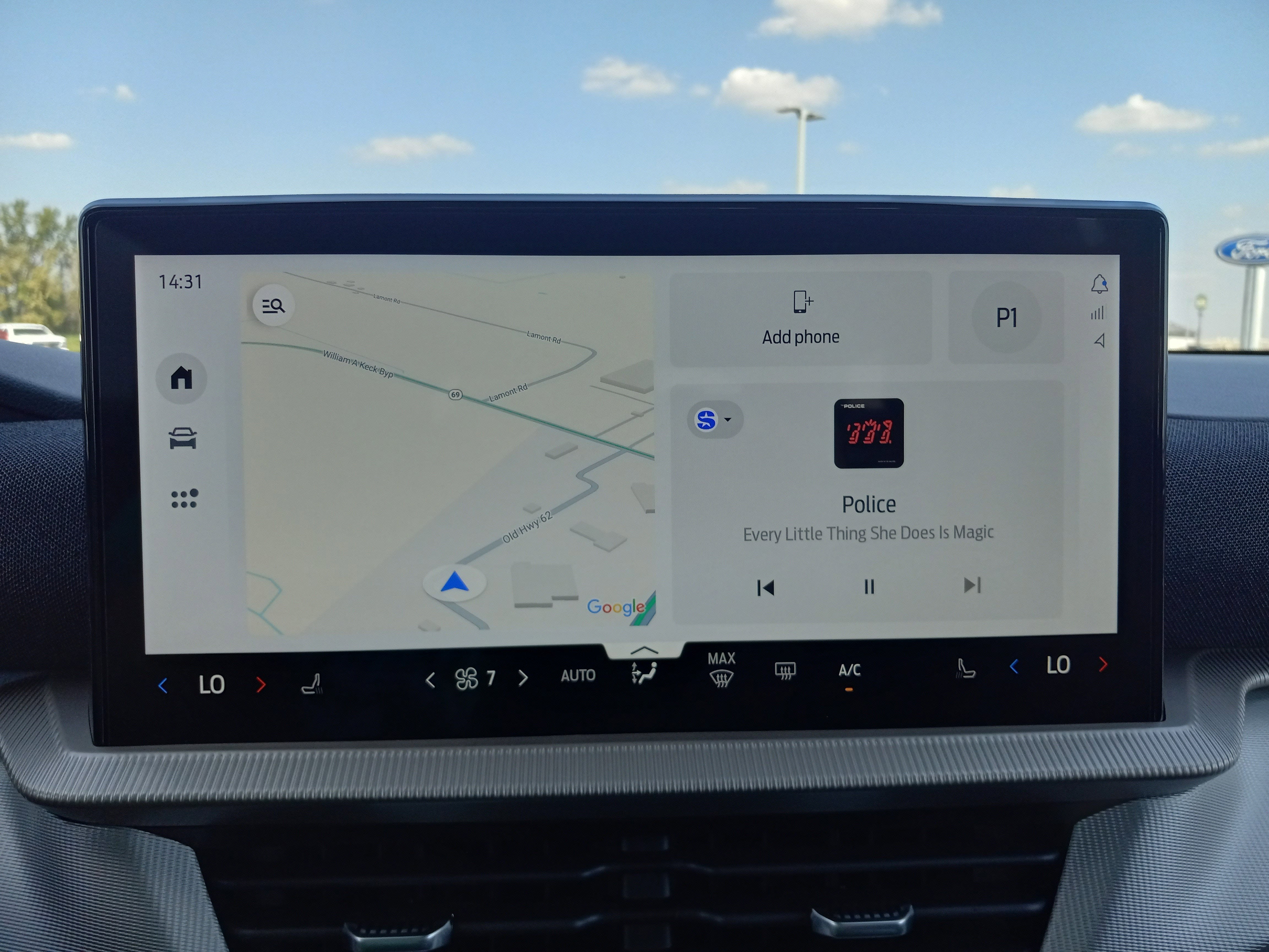 2025 Ford Explorer Active RWD