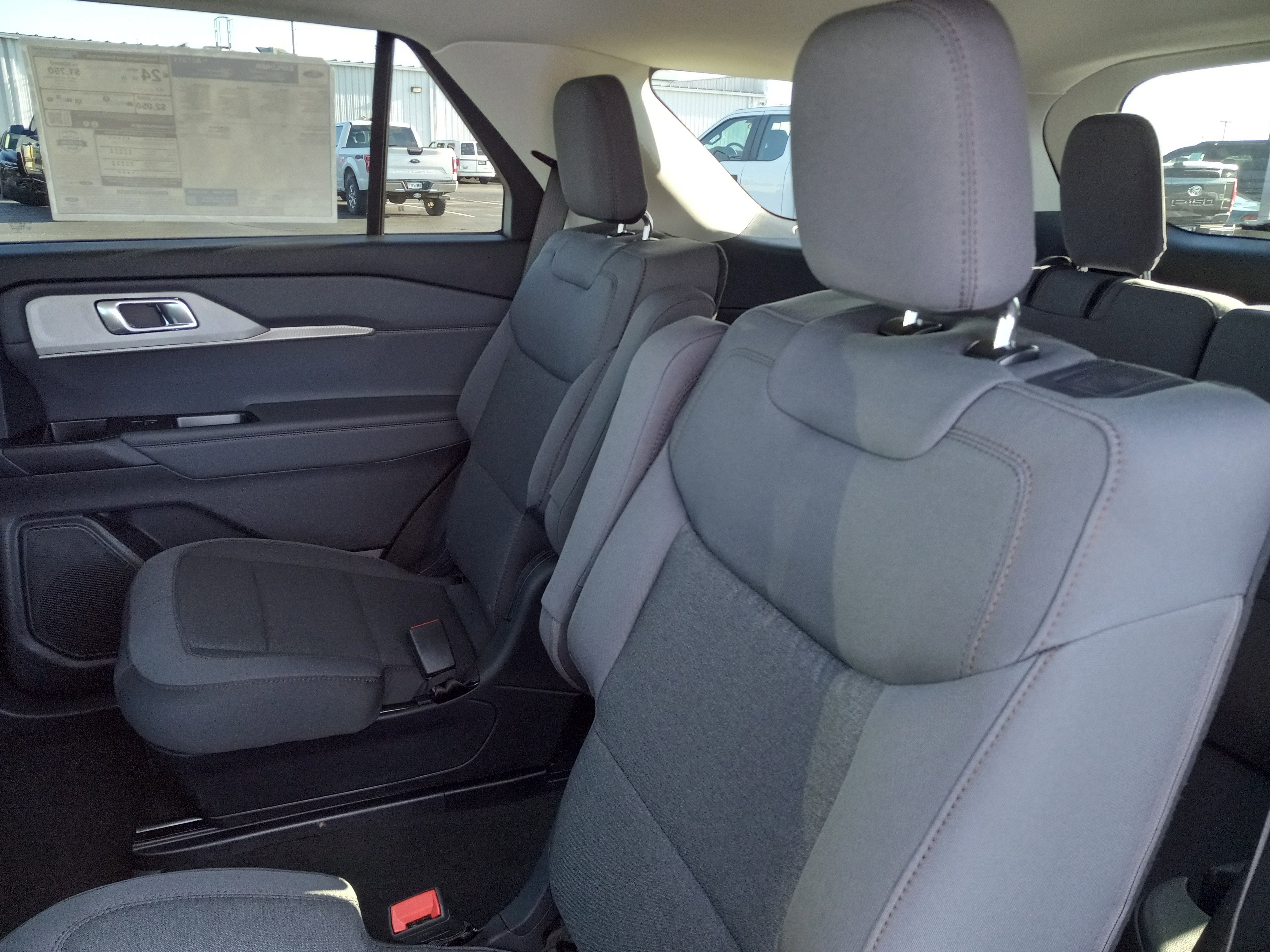 2026 Ford Explorer Active w/100A Pkg RWD