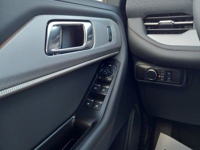 2026 Ford Explorer Active w/100A Pkg RWD