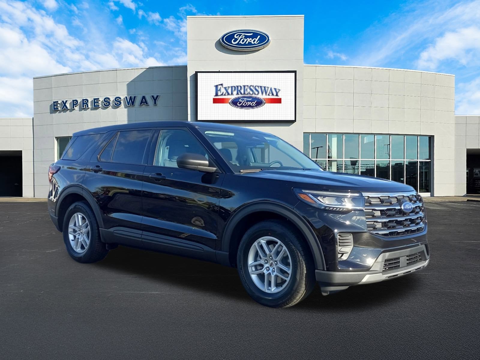 2026 Ford Explorer Active w/100A Pkg RWD