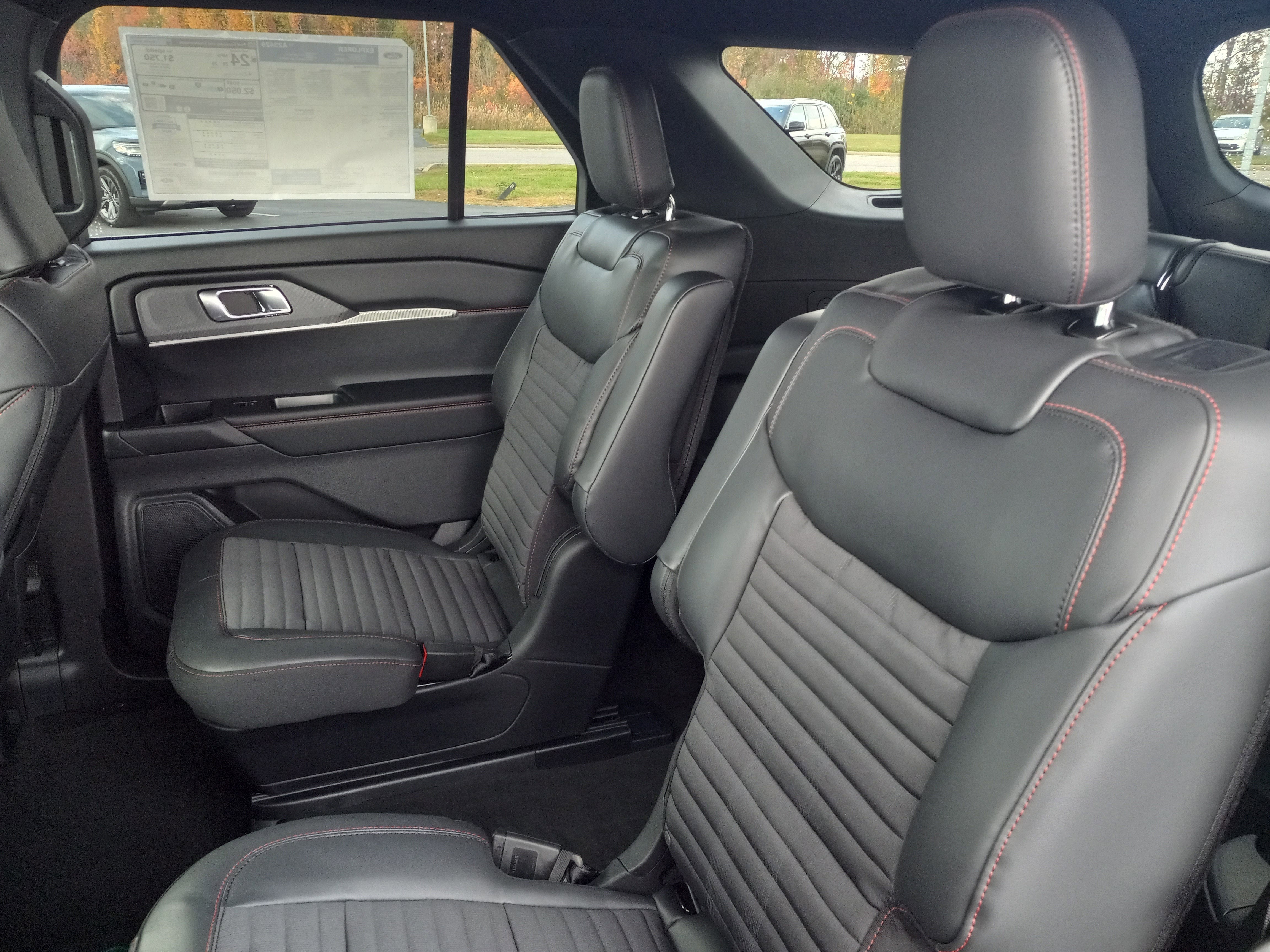 2026 Ford Explorer ST-Line RWD