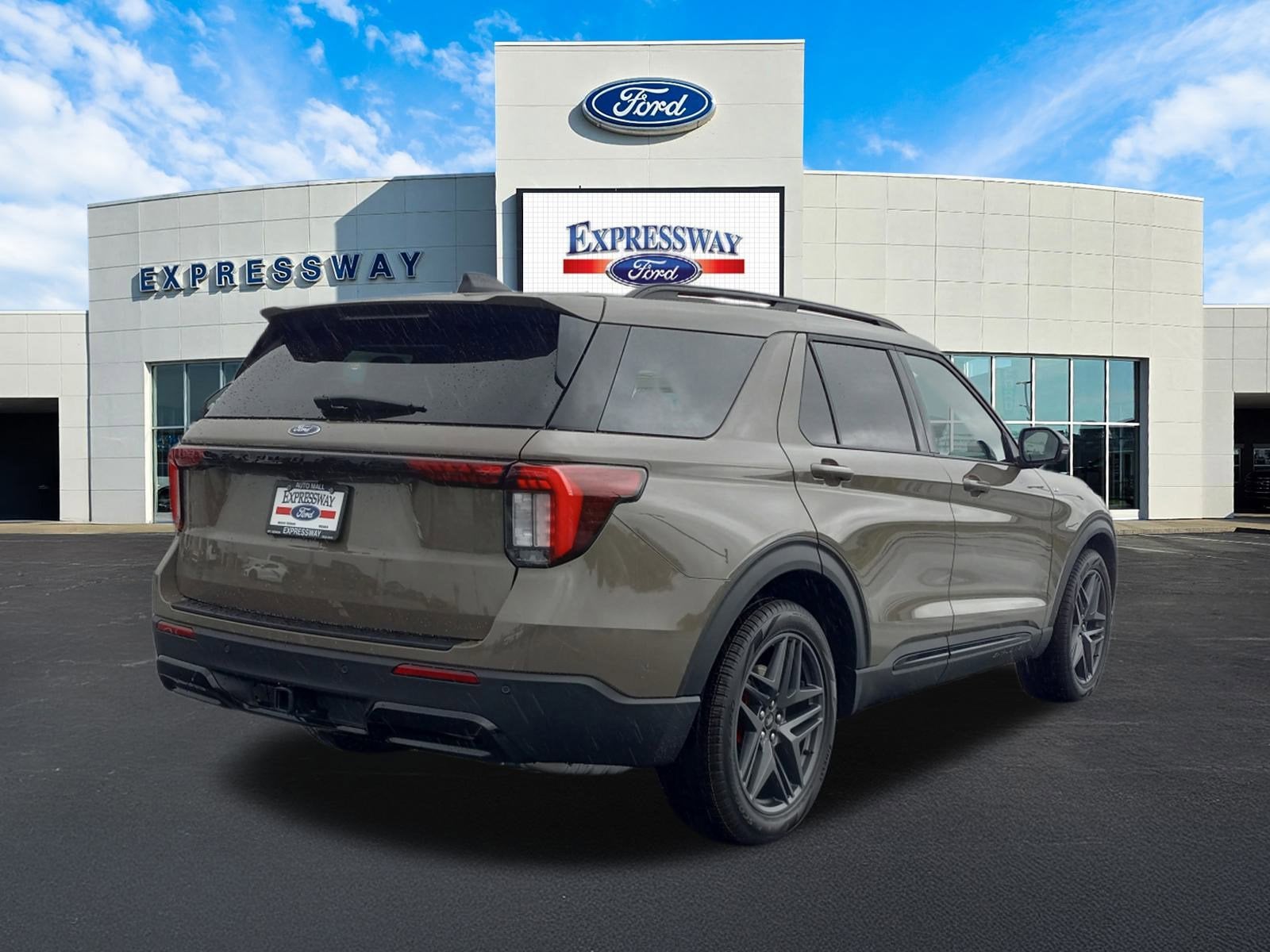 2026 Ford Explorer ST-Line RWD