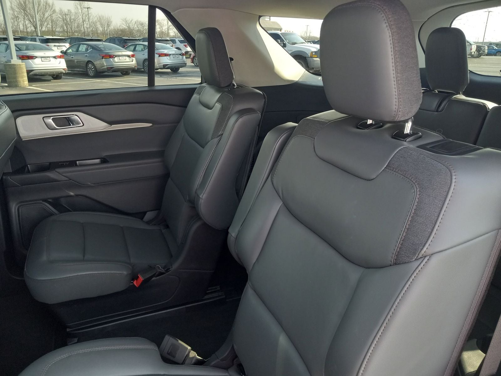 2025 Ford Explorer Active 4WD