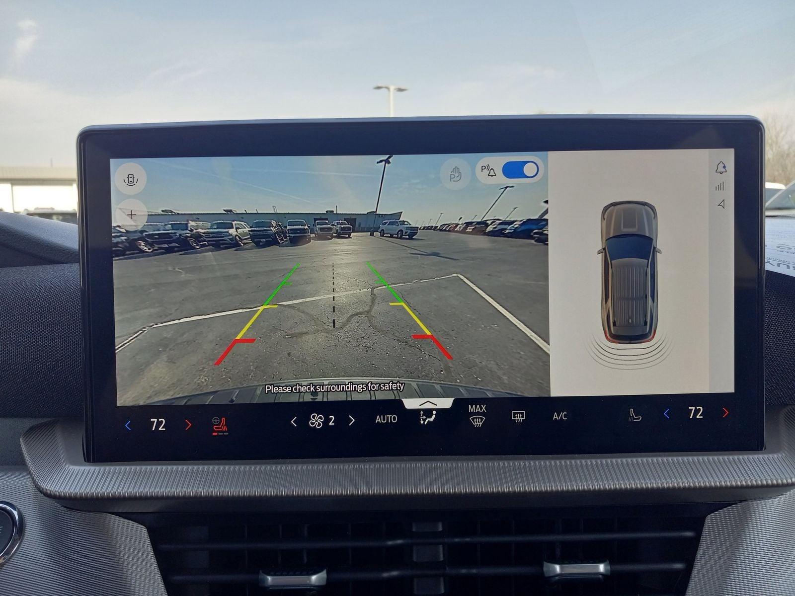 2025 Ford Explorer Active 4WD