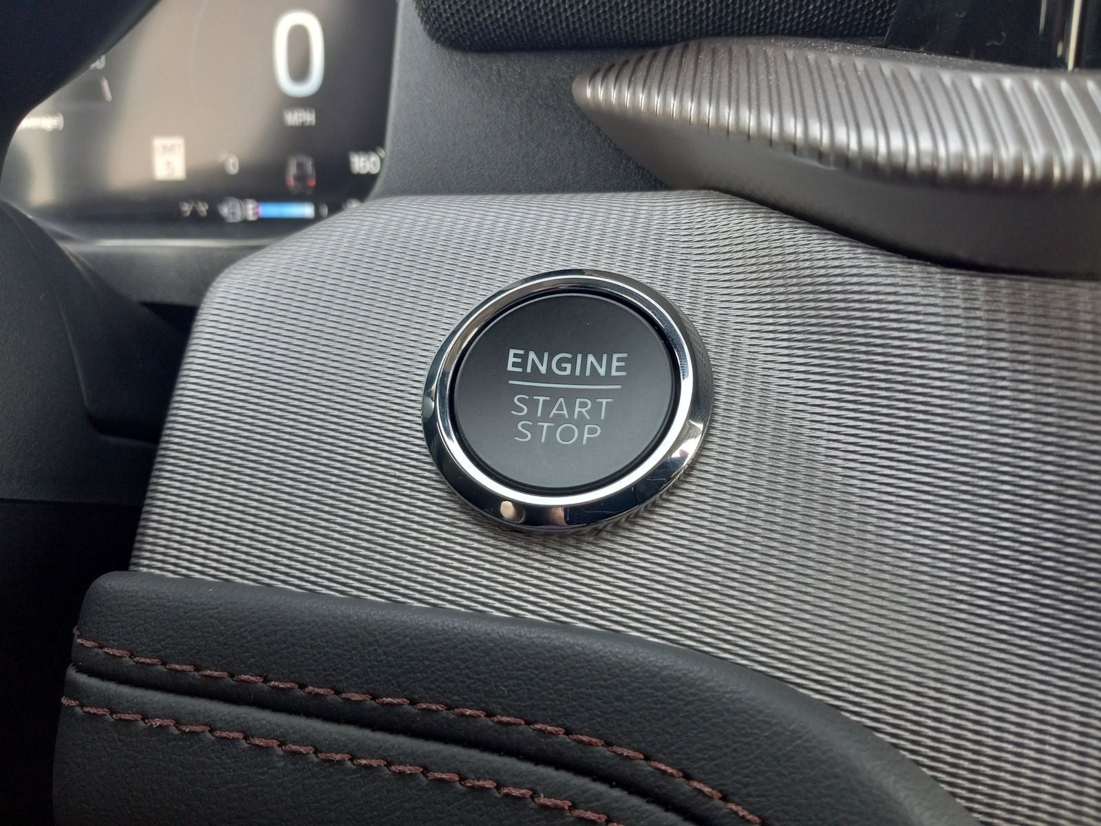 2025 Ford Explorer Active 4WD