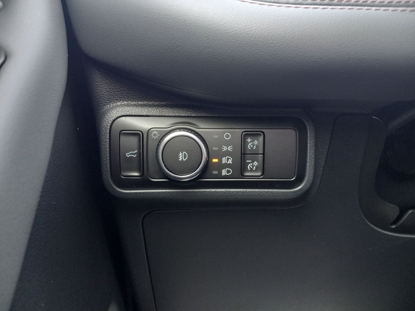 2025 Ford Explorer Active 4WD