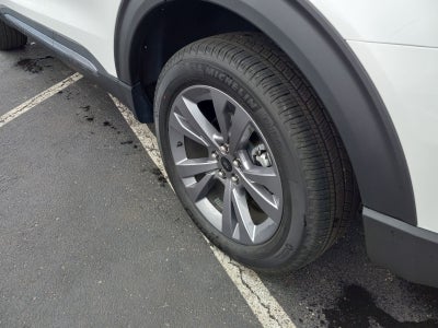 2025 Ford Explorer Active 4WD