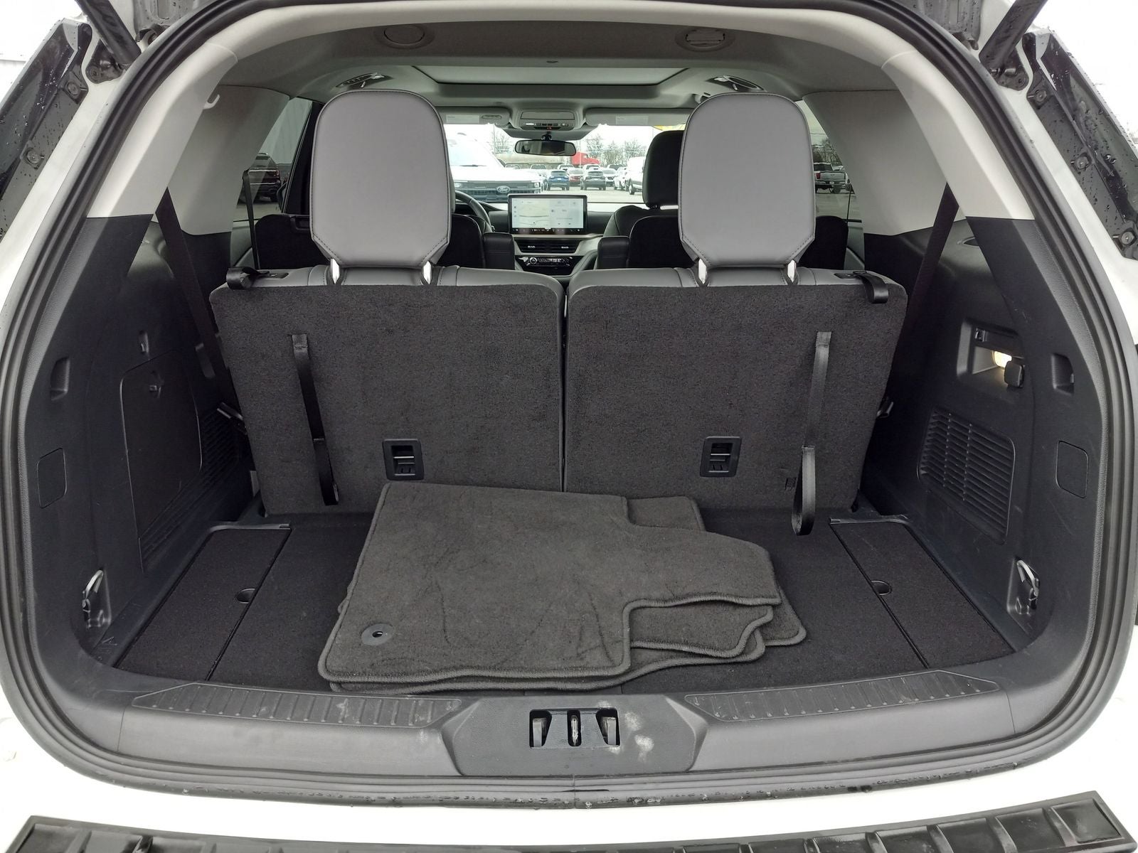 2025 Ford Explorer Active 4WD