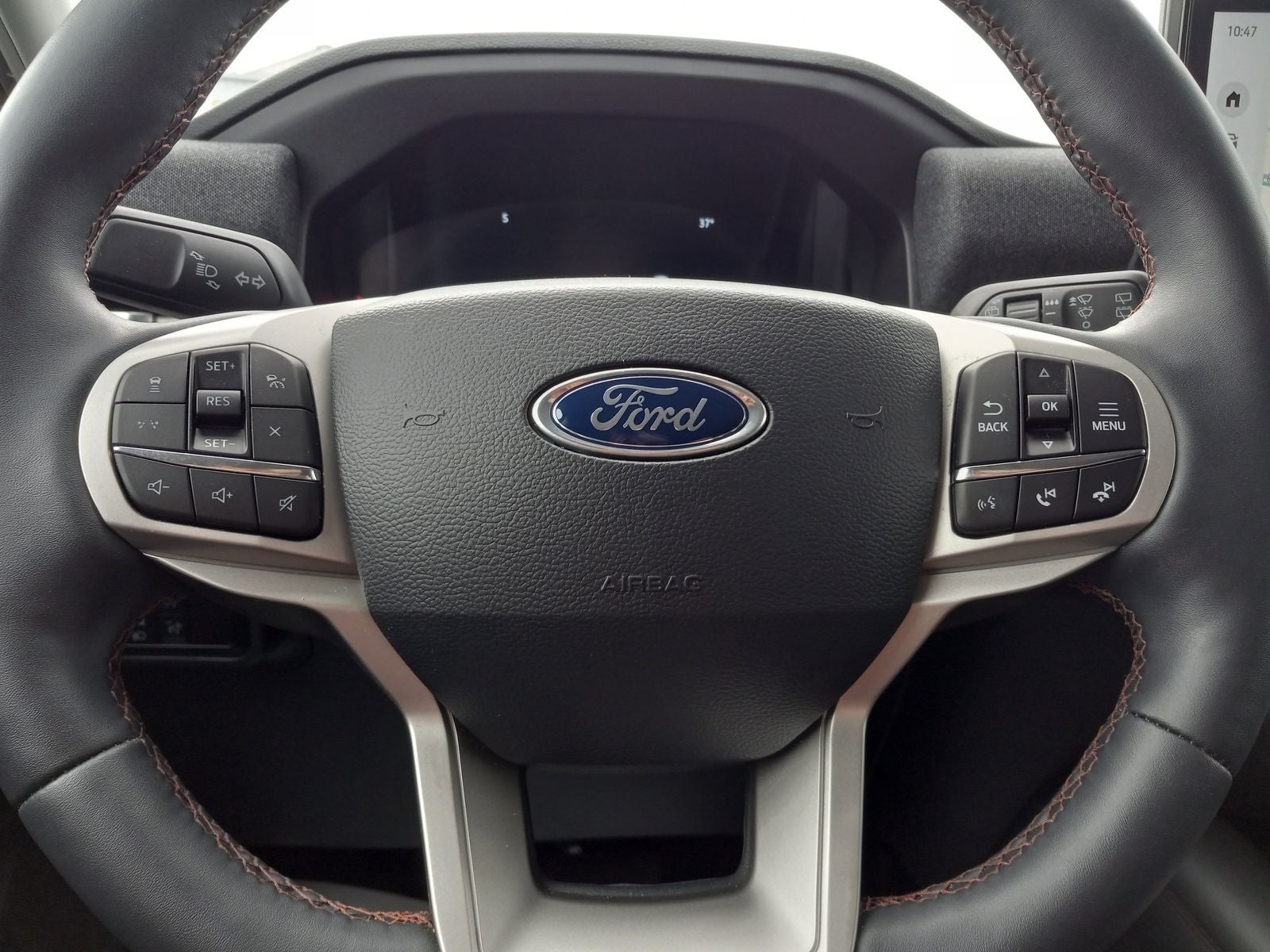 2025 Ford Explorer Active 4WD