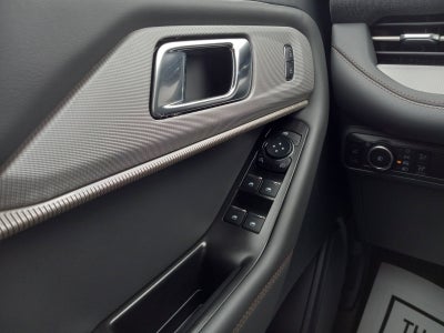 2025 Ford Explorer Active 4WD