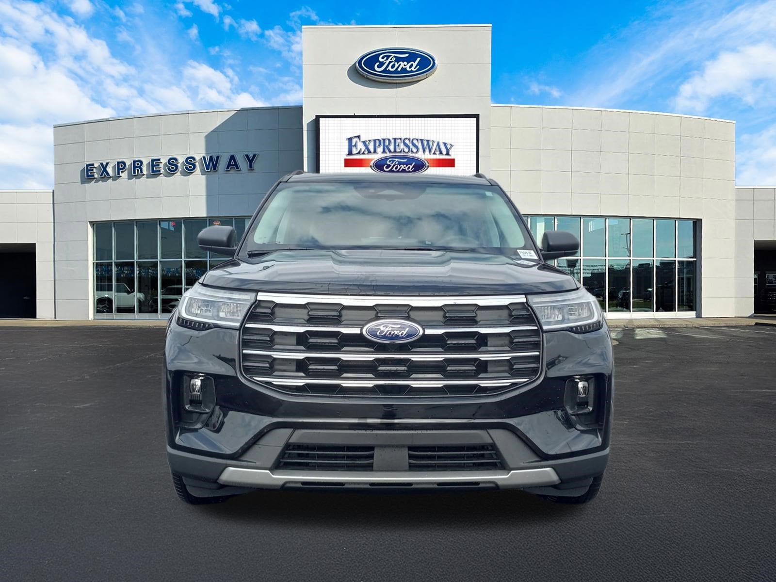 2026 Ford Explorer Active w/200A Pkg 4WD