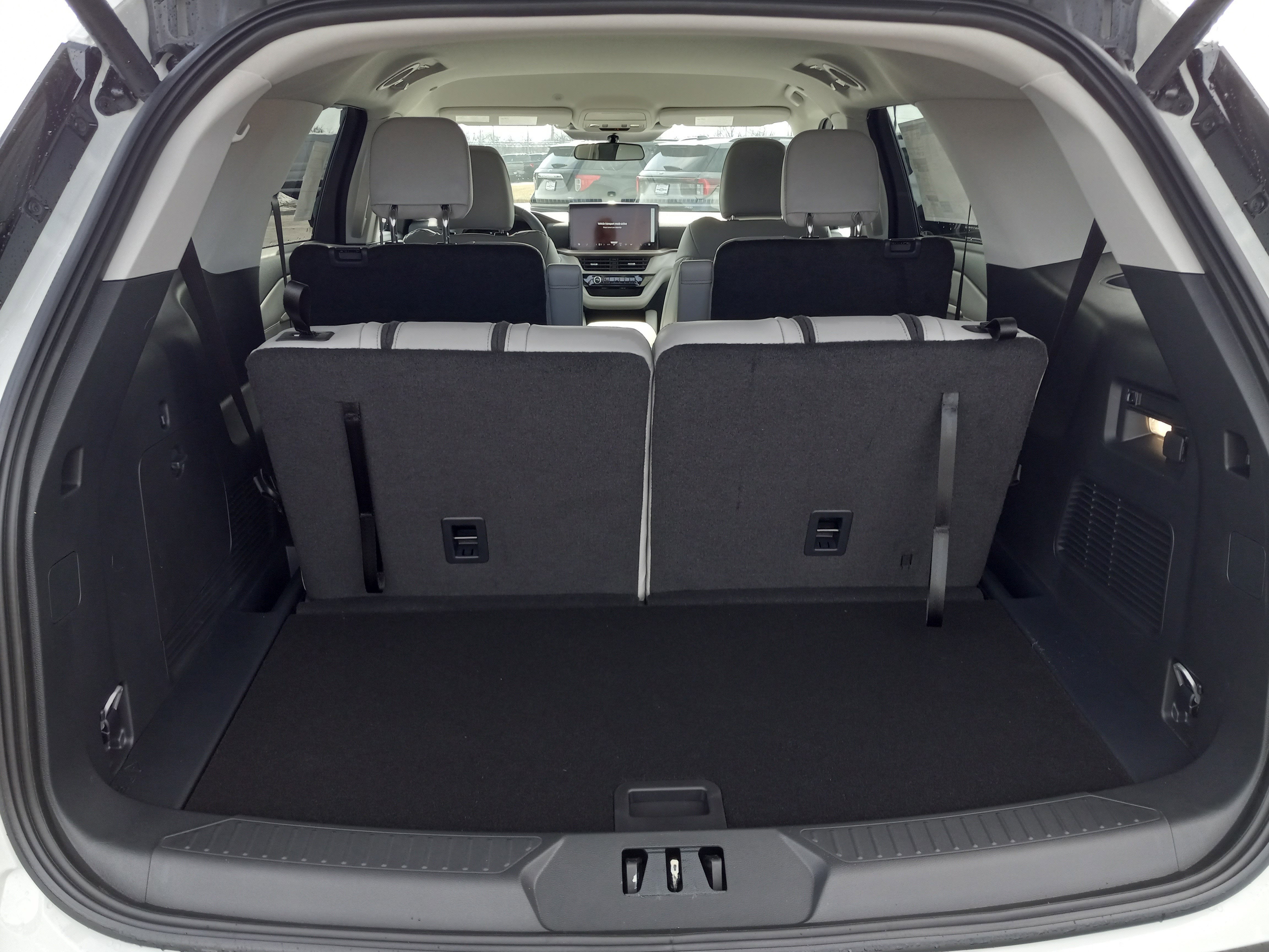 2026 Ford Explorer Active w/200A Pkg 4WD