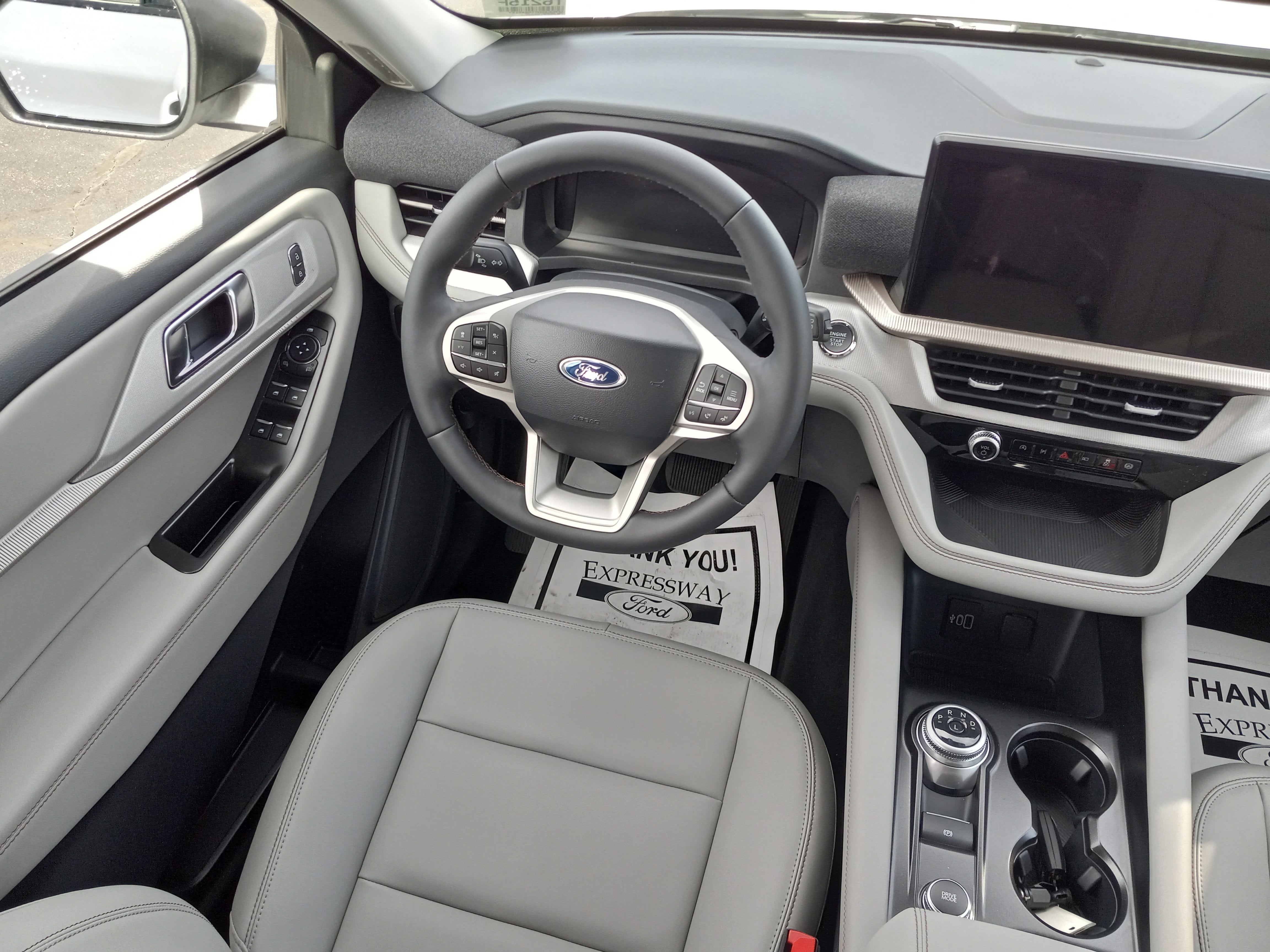 2026 Ford Explorer Active w/200A Pkg 4WD