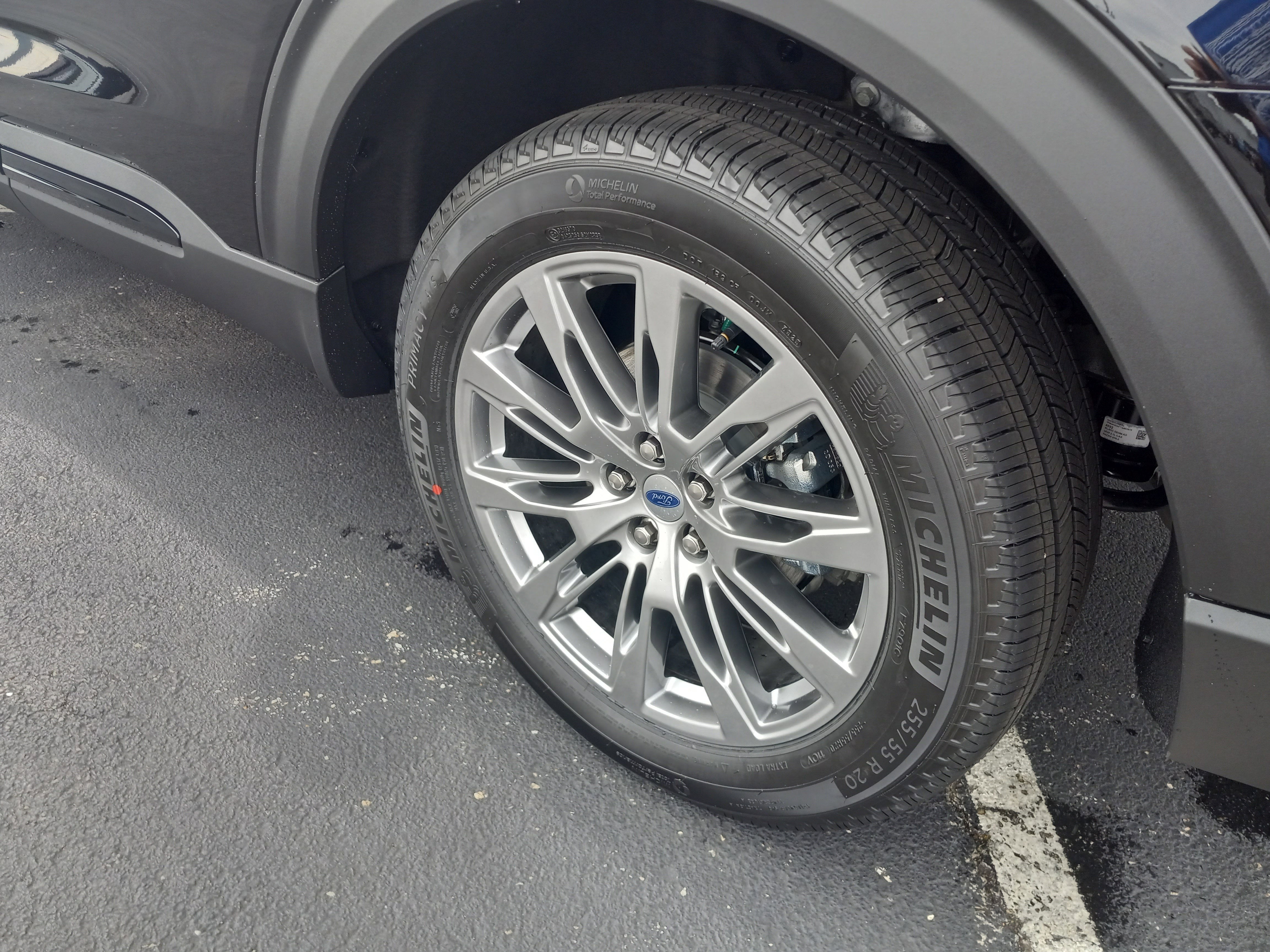 2026 Ford Explorer Active w/200A Pkg 4WD