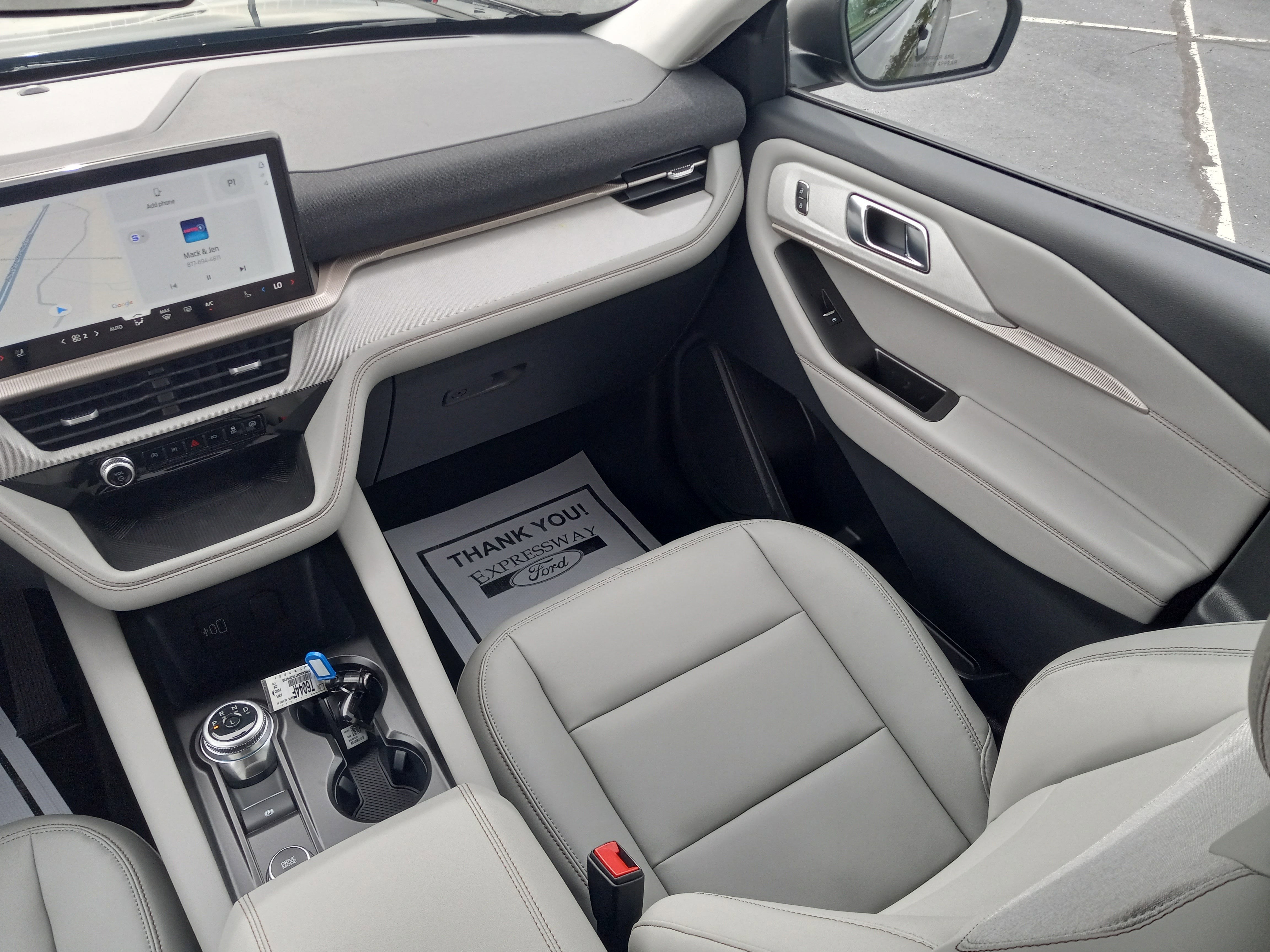 2026 Ford Explorer Active w/200A Pkg 4WD