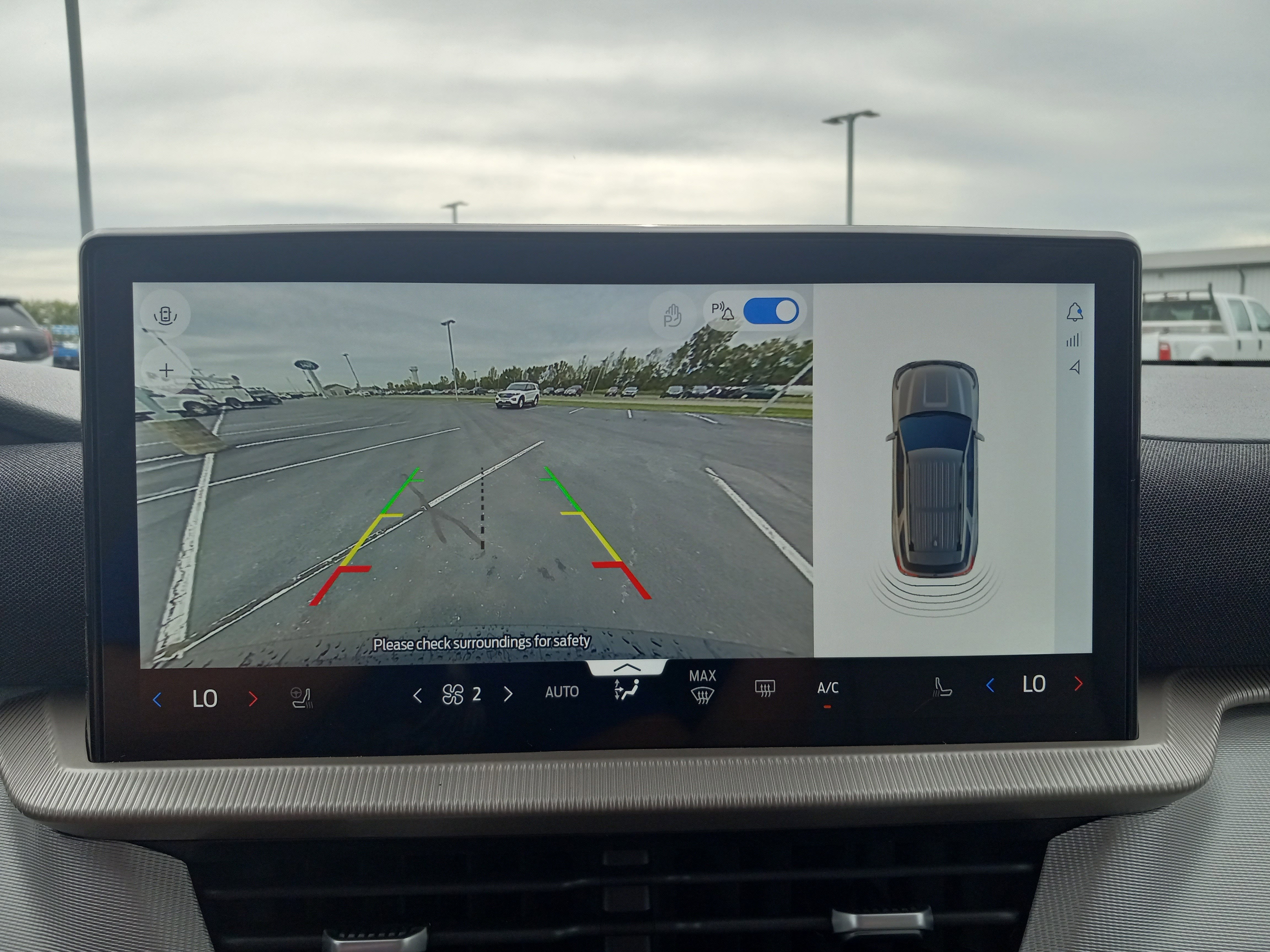 2026 Ford Explorer Active w/200A Pkg 4WD