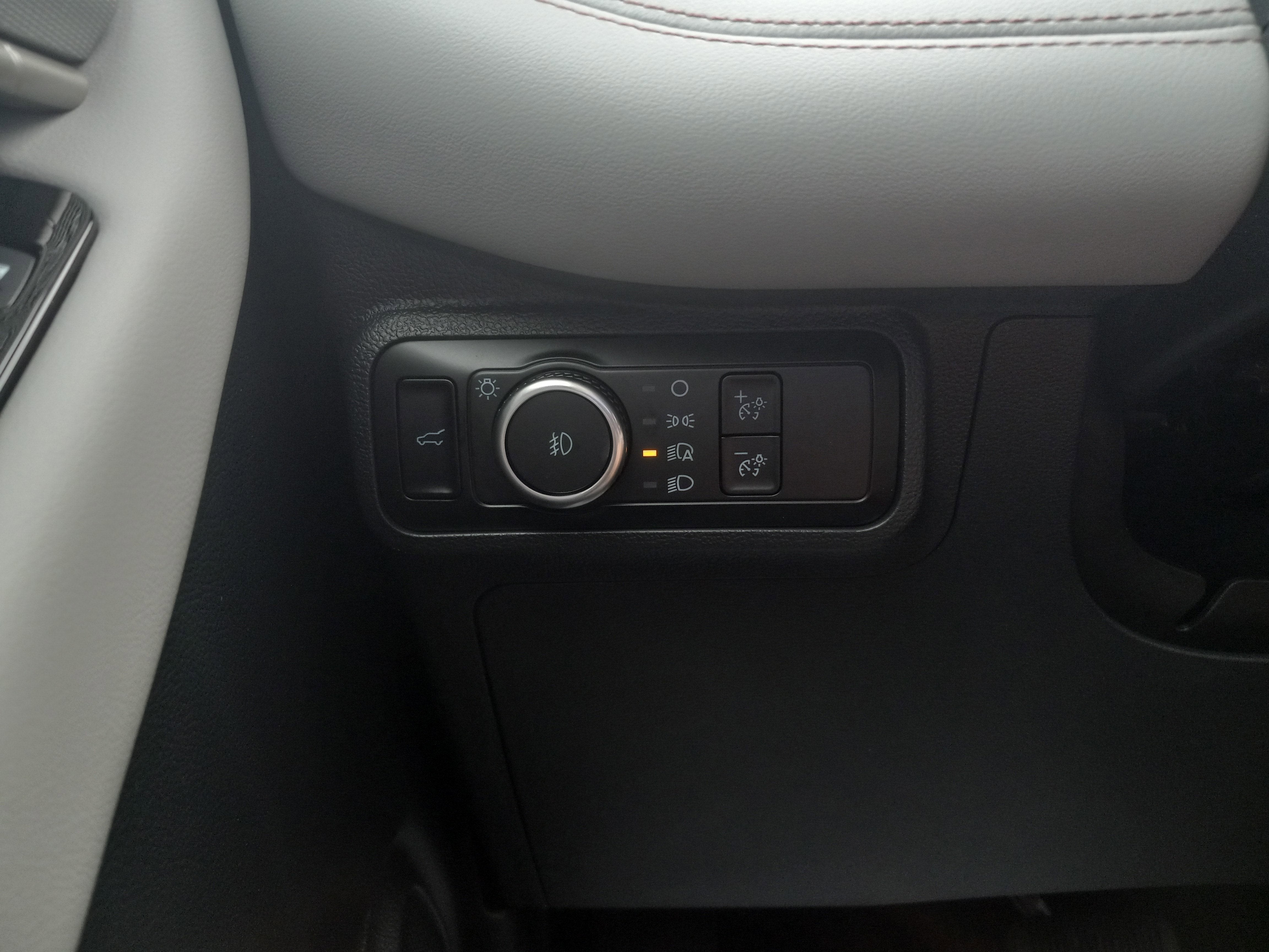 2026 Ford Explorer Active w/200A Pkg 4WD