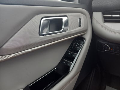 2026 Ford Explorer Active w/200A Pkg 4WD