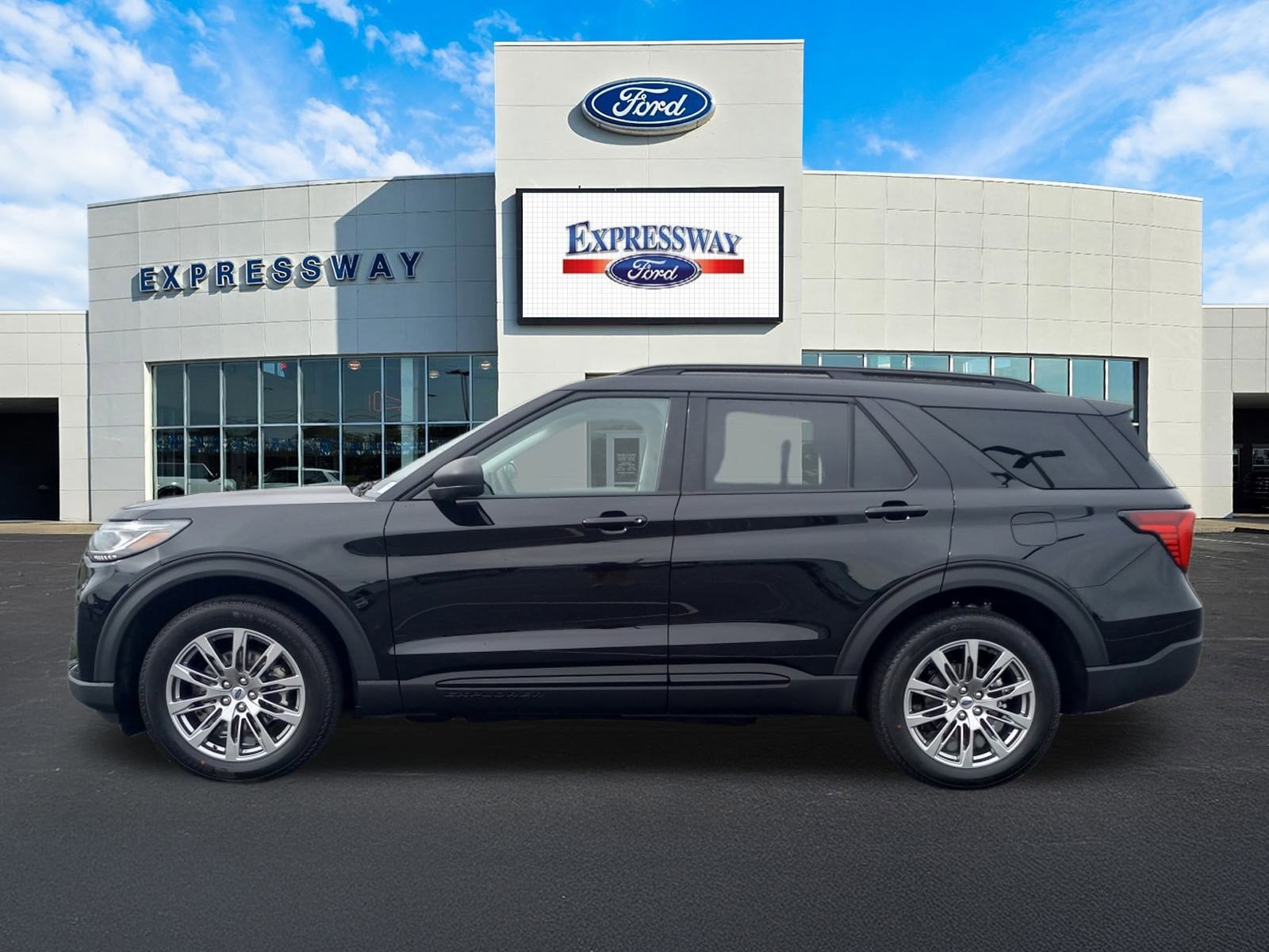 2026 Ford Explorer Active w/200A Pkg 4WD