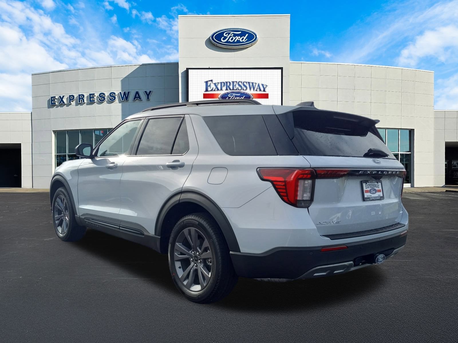 2026 Ford Explorer Active
