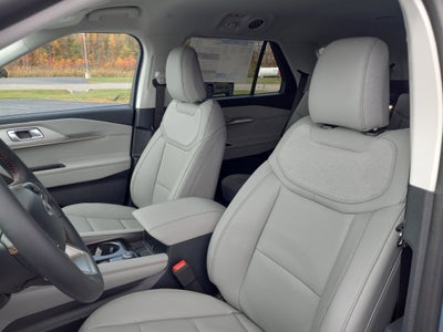 2026 Ford Explorer Active w/200A Pkg 4WD