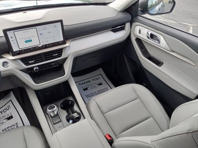 2026 Ford Explorer Active w/200A Pkg 4WD