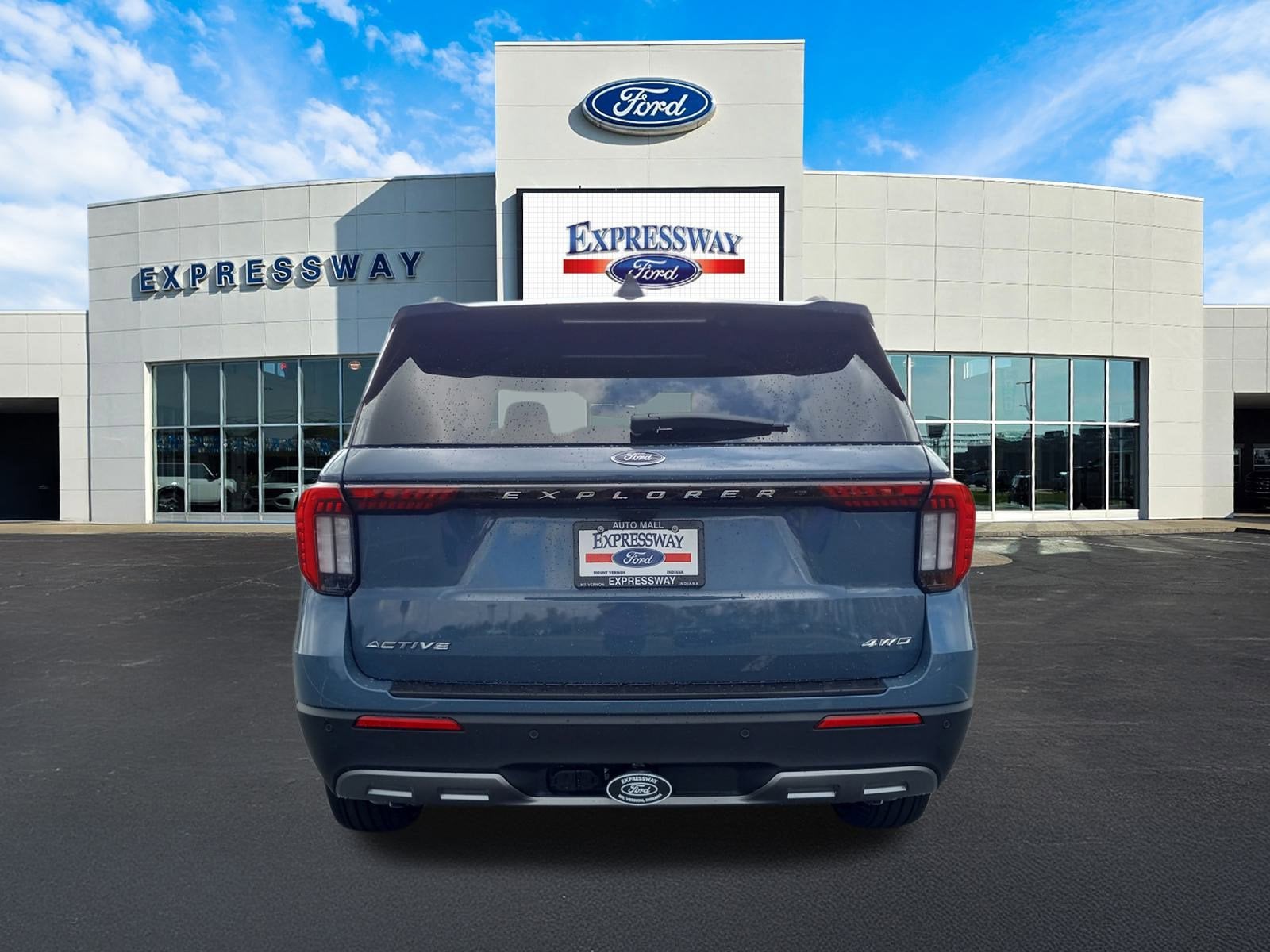 2026 Ford Explorer Active w/200A Pkg 4WD