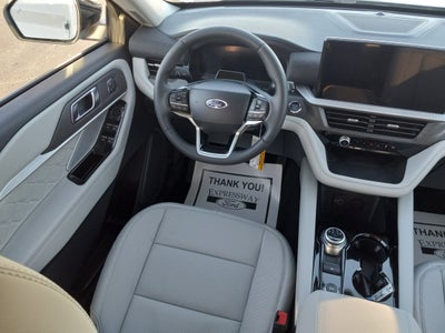 2026 Ford Explorer Platinum 4WD