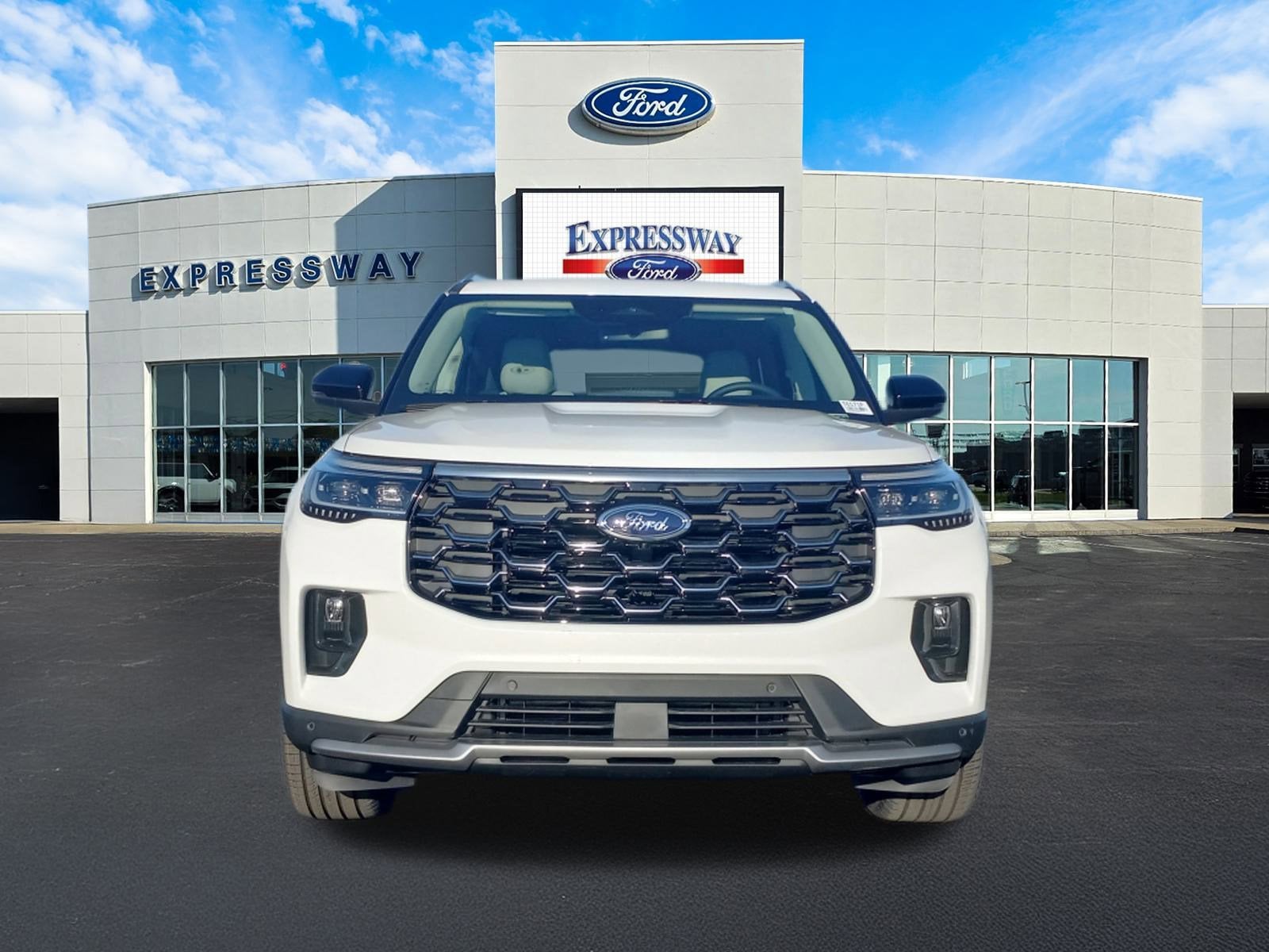 2026 Ford Explorer Platinum 4WD