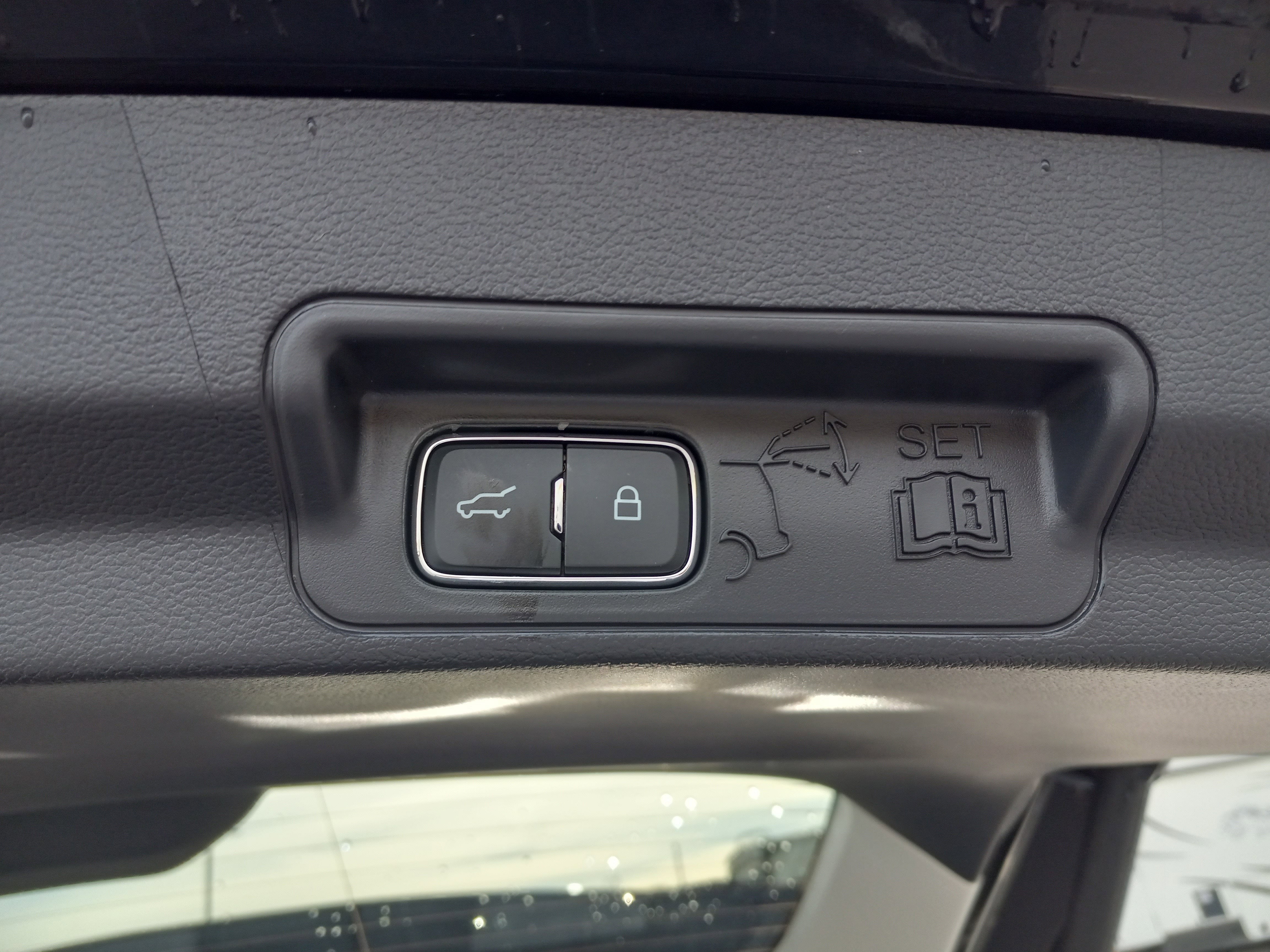 2026 Ford Explorer Platinum 4WD