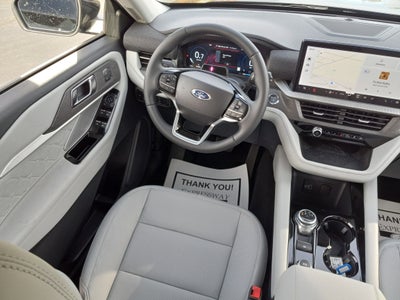 2026 Ford Explorer Platinum 4WD