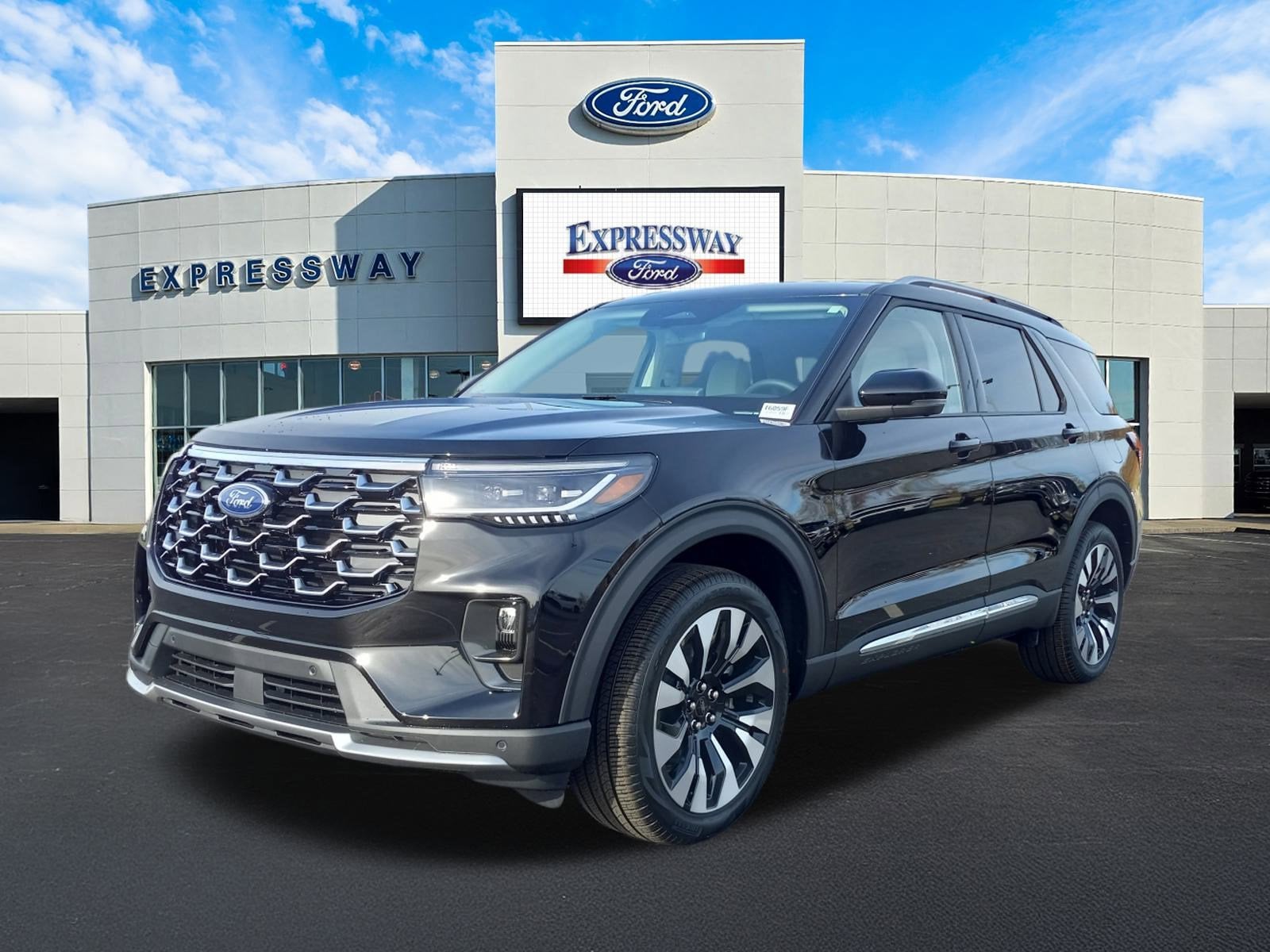2026 Ford Explorer Platinum 4WD